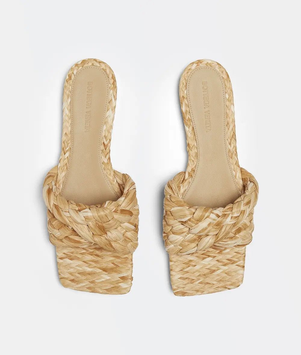 Bottega Veneta o1s1rm0925 Stretch Flat Slip On in Beige Size US 4 / IT 34 - 4 Thumbnail