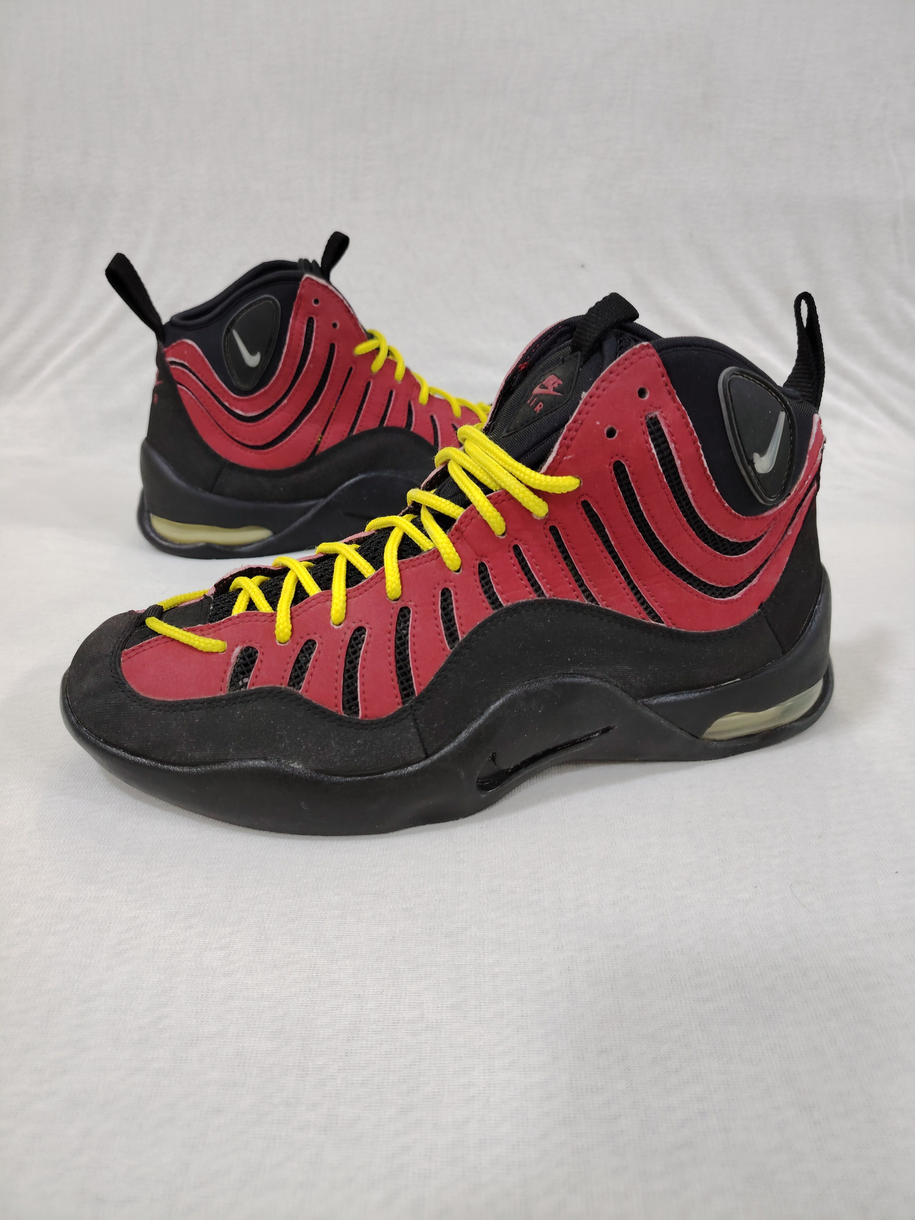 Nike air bakin red black yellow best sale