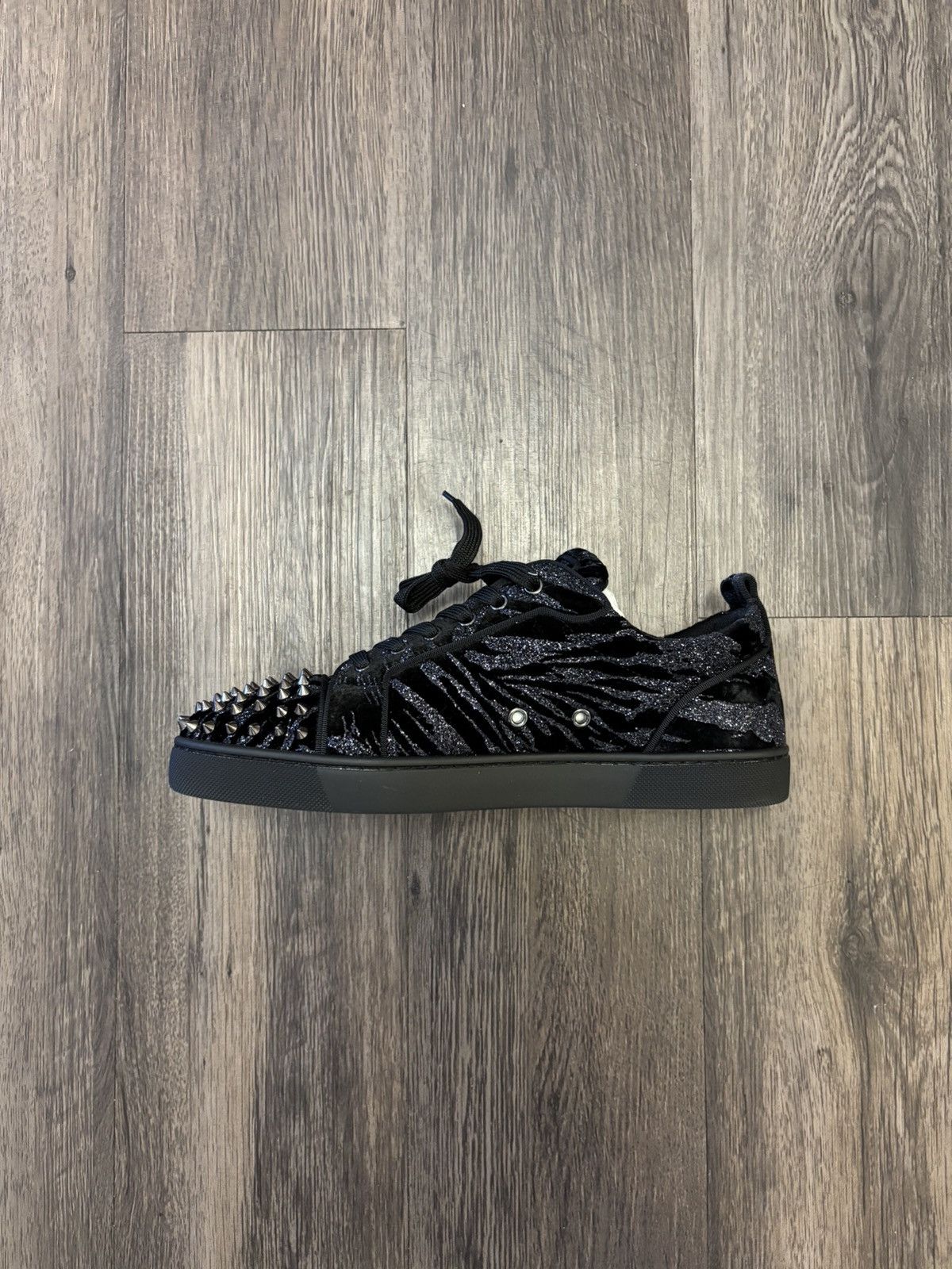 Christian Louboutin Louis Junior spikes Orlato sneaker Size US 10 / EU 43 - 8 Thumbnail