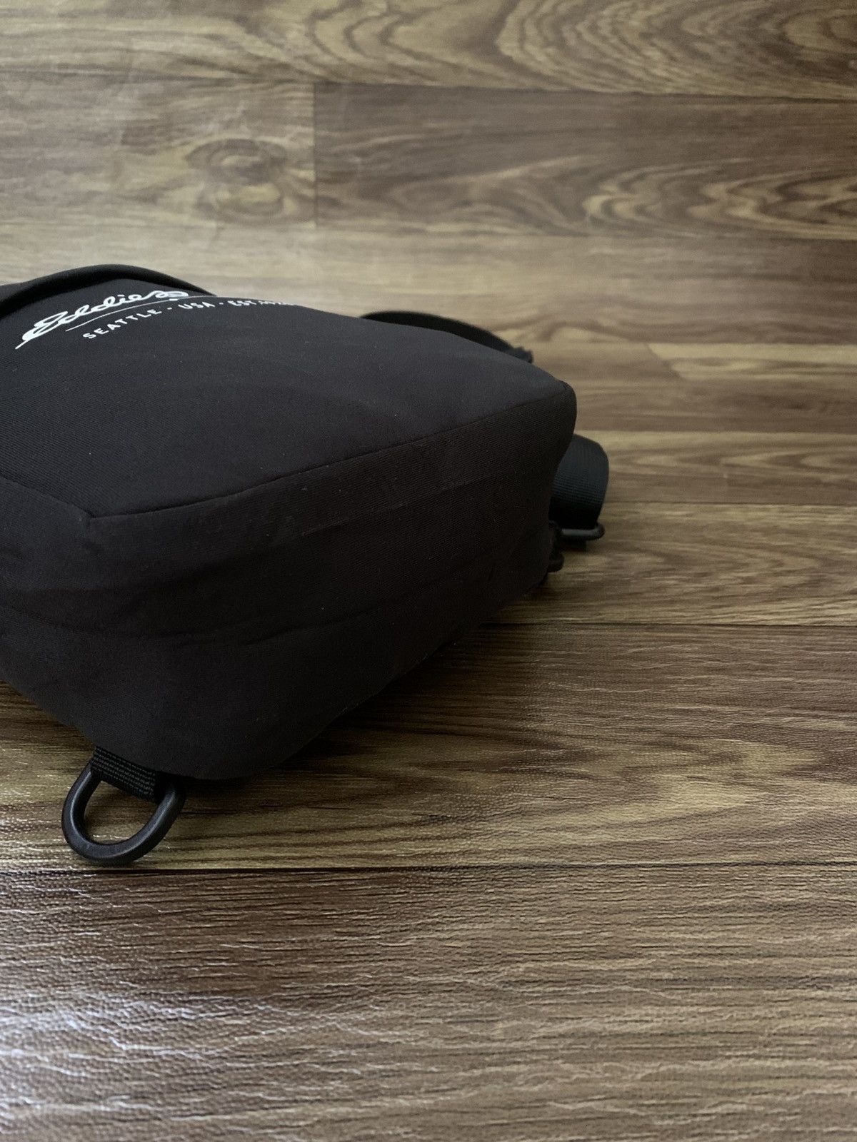 Eddie Bauer Japan Vintage Crossbody Bag EDDIE BAUER Size ONE SIZE - 4 Thumbnail