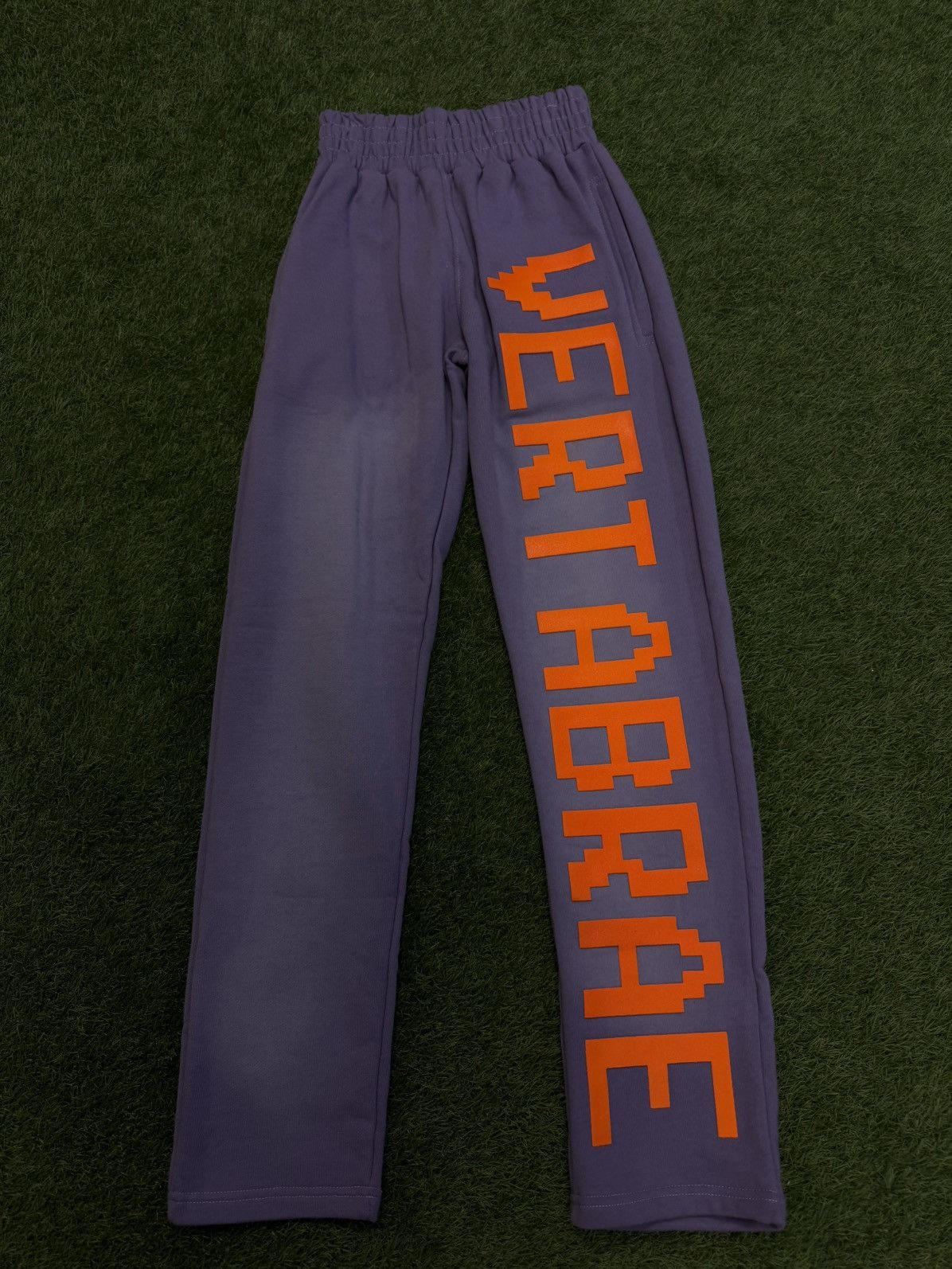 Vertabrae Vertabrae C-2 Sweatpants Purple/Orange Size M (NEW) Size US 30 / EU 46 - 1 Thumbnail