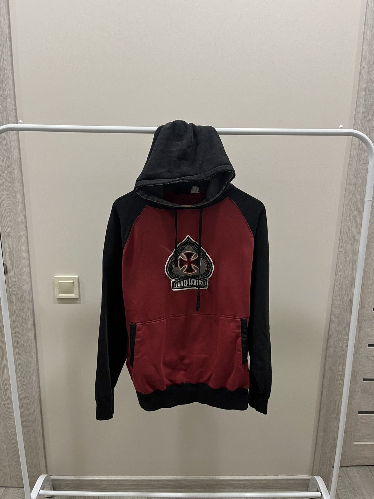 Independent Trading Co. Vintage 90s Independent Hoodie Y2K Big Logo Size L Size US L / EU 52-54 / 3 - 1 Thumbnail