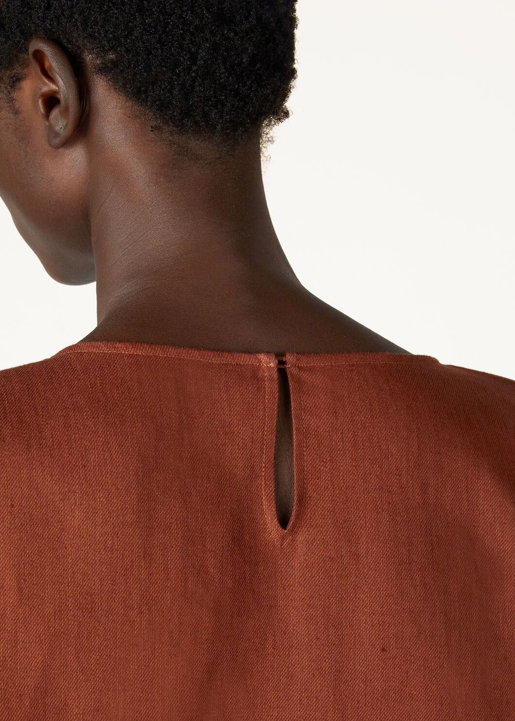 Loro Piana o1srvl11e0725 FAO0486 Cropped T-Shirt in Dark Red Size S / US 4 / IT 40 - 3 Thumbnail