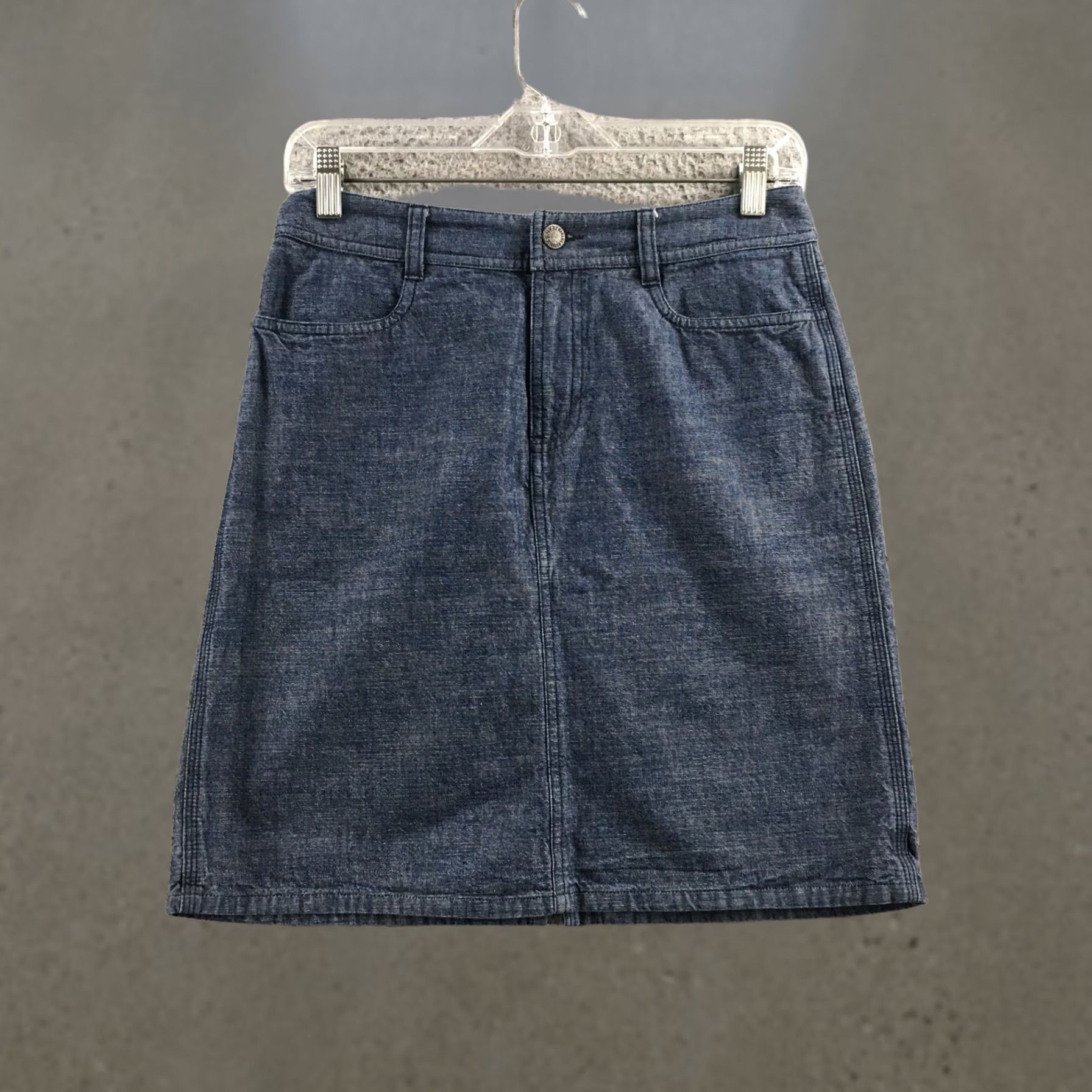 Banana Republic Banana Republic Denim A Line Skirt Womens 2 Blue Denim Zip Fly Pockets Casual Size 26" / US 2 / IT 38 - 1 Thumbnail