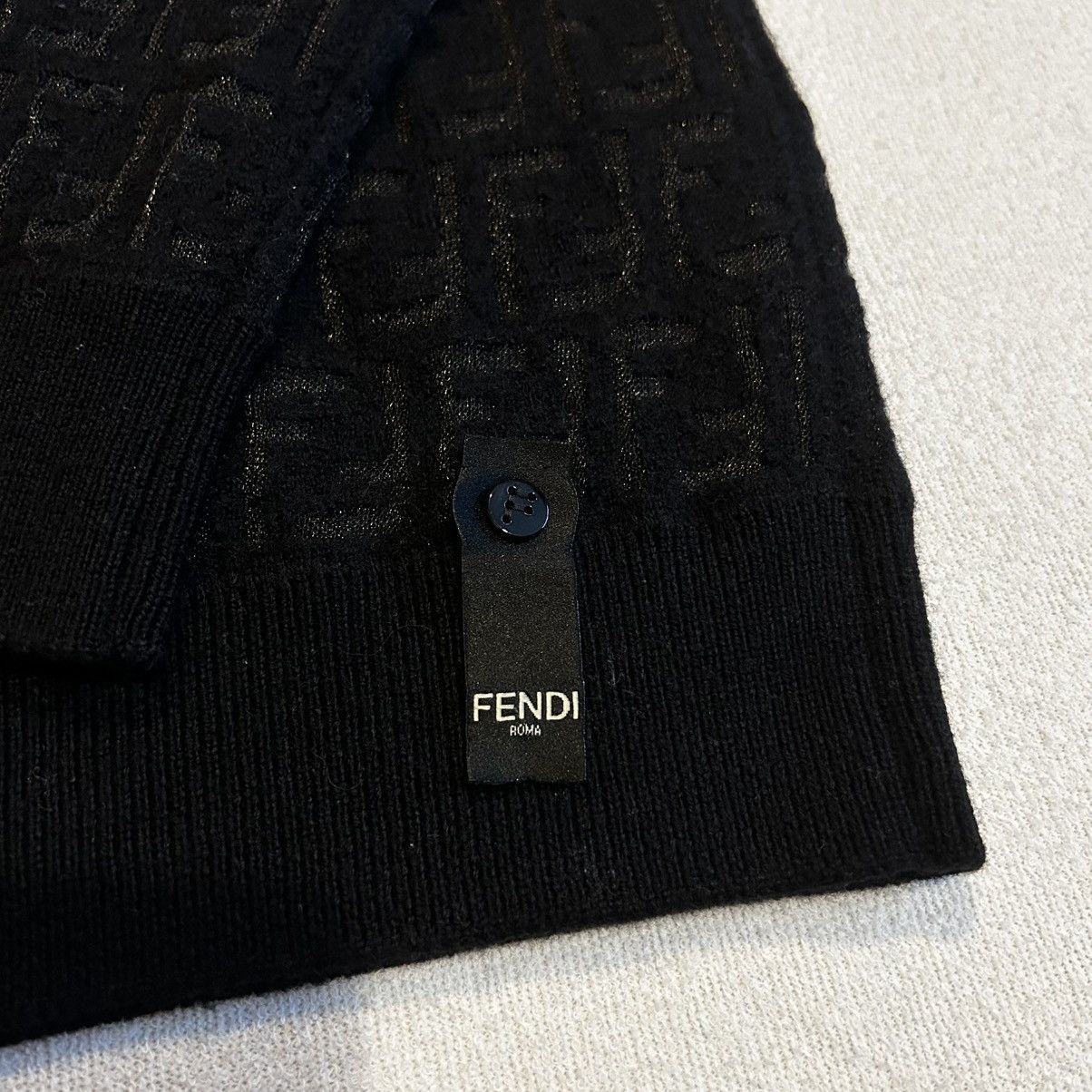 Fendi Fendi Black Sweater Size US M / EU 48-50 / 2 - 5 Thumbnail