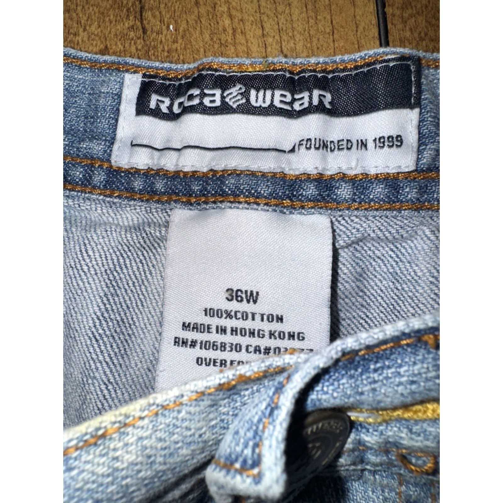 Rocawear VINTAGE Rocawear Baggy Denim Shorts Y2K Hip Hop Jean Shorts 35 Men Blue 90s Grunge Jorts Size US 35 - 4 Thumbnail