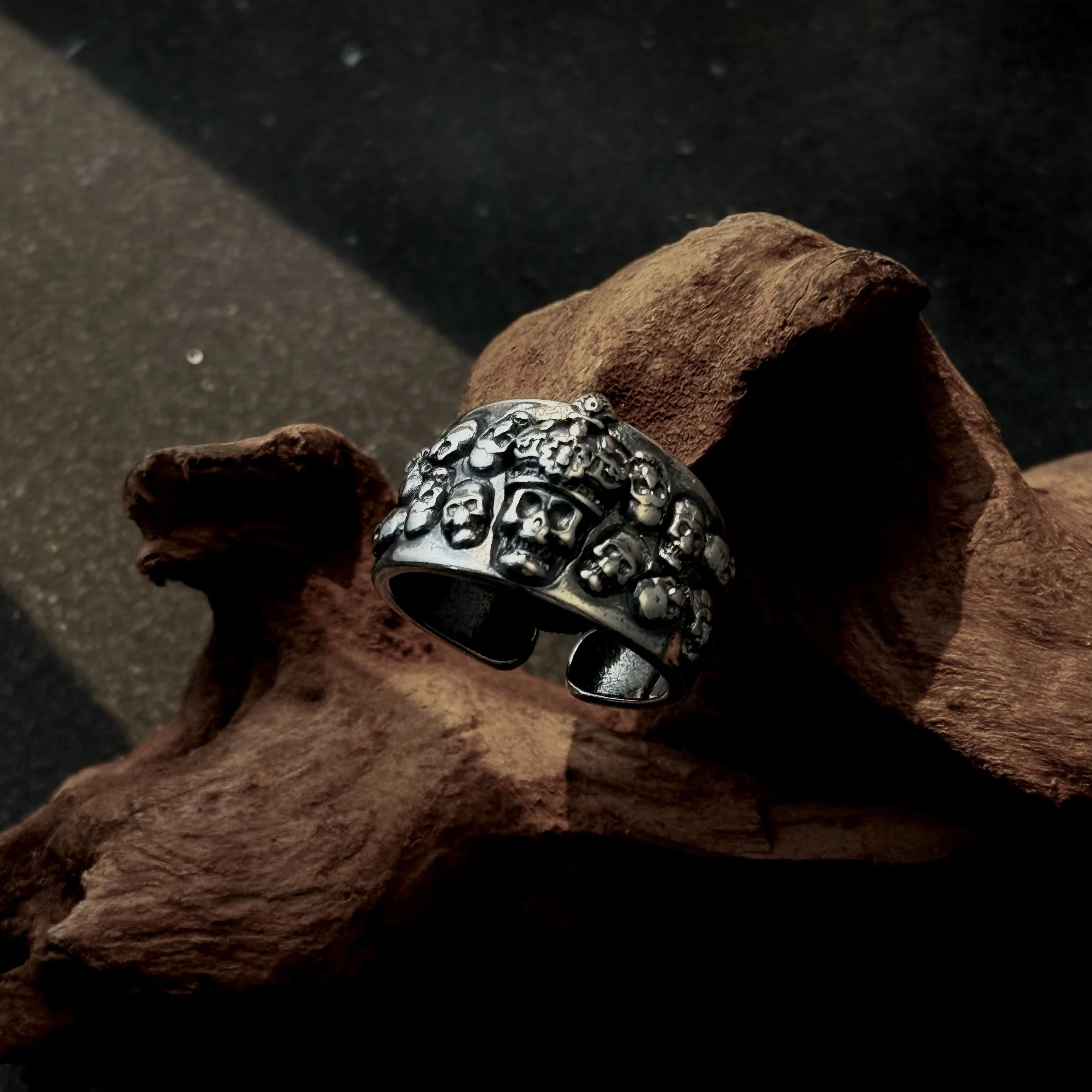 Vintage Biker Ring Size ONE SIZE - 3 Thumbnail