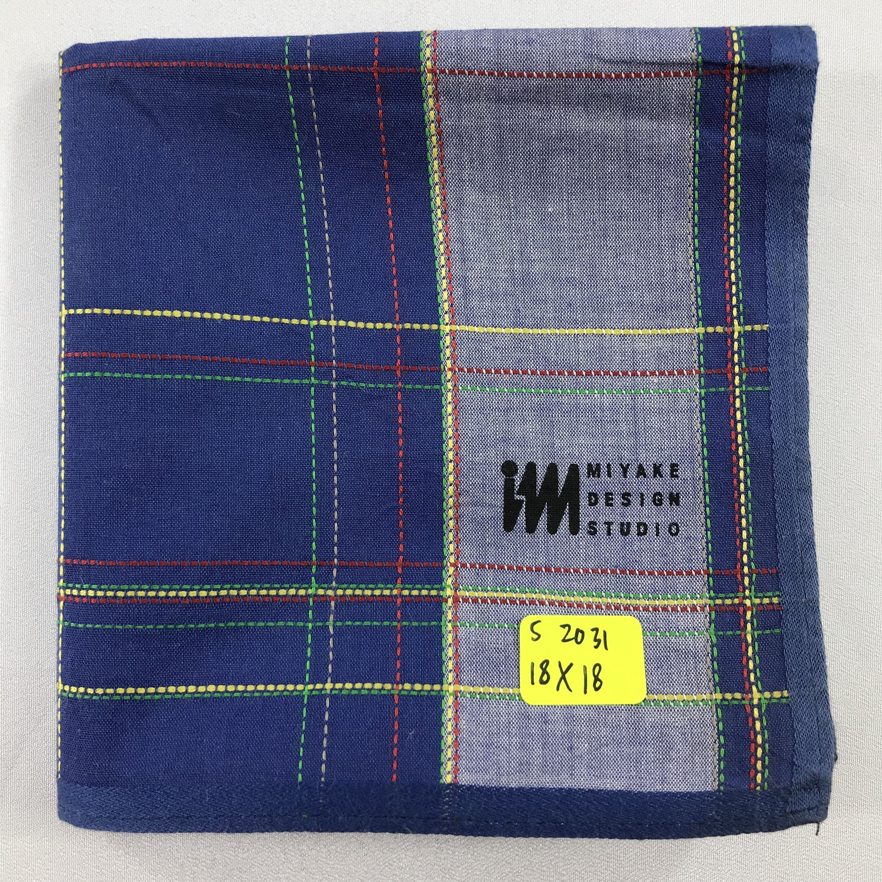 Issey Miyake × Vintage Issey Miyake Bandana / Handkerchief / Neckerchief - S2031 Size ONE SIZE - 5 Thumbnail