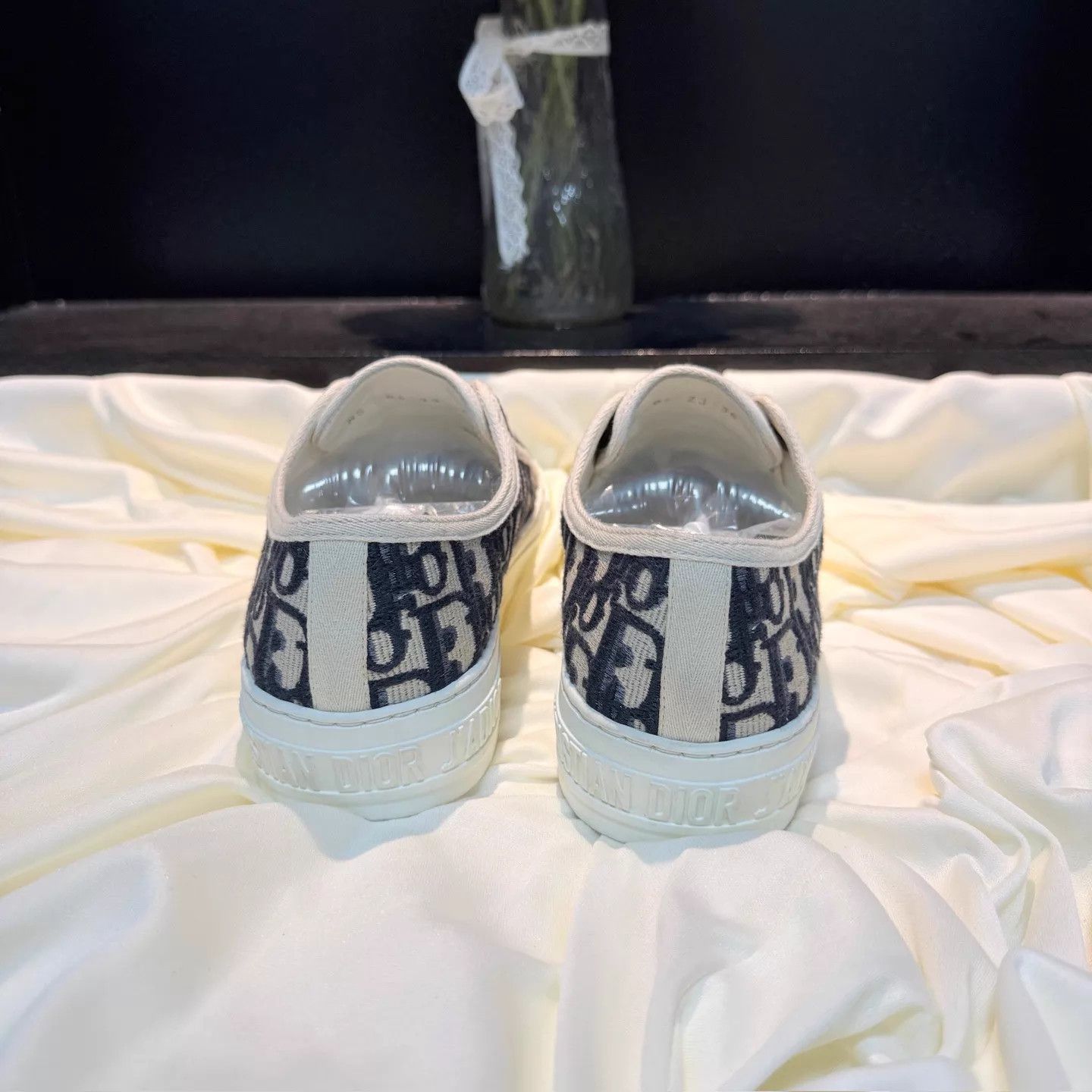 Dior Dior White&Blue DR Embroidered Sneakers 36 99 New Size US 5.5 / IT 35.5 - 3 Thumbnail