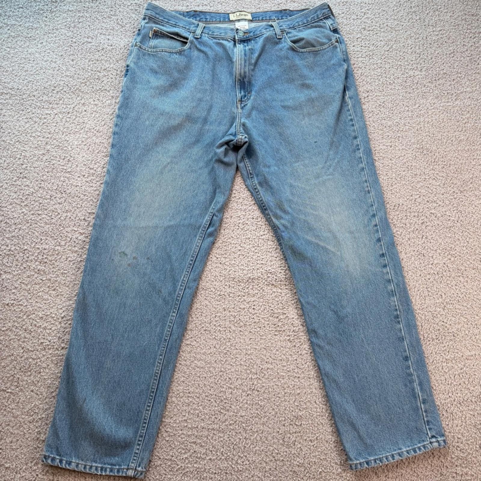 L.L. Bean L.L.Bean Classic Fit Jeans 40x32 Relaxed Straight Leg Faded Size US 40 / EU 56 - 1 Thumbnail