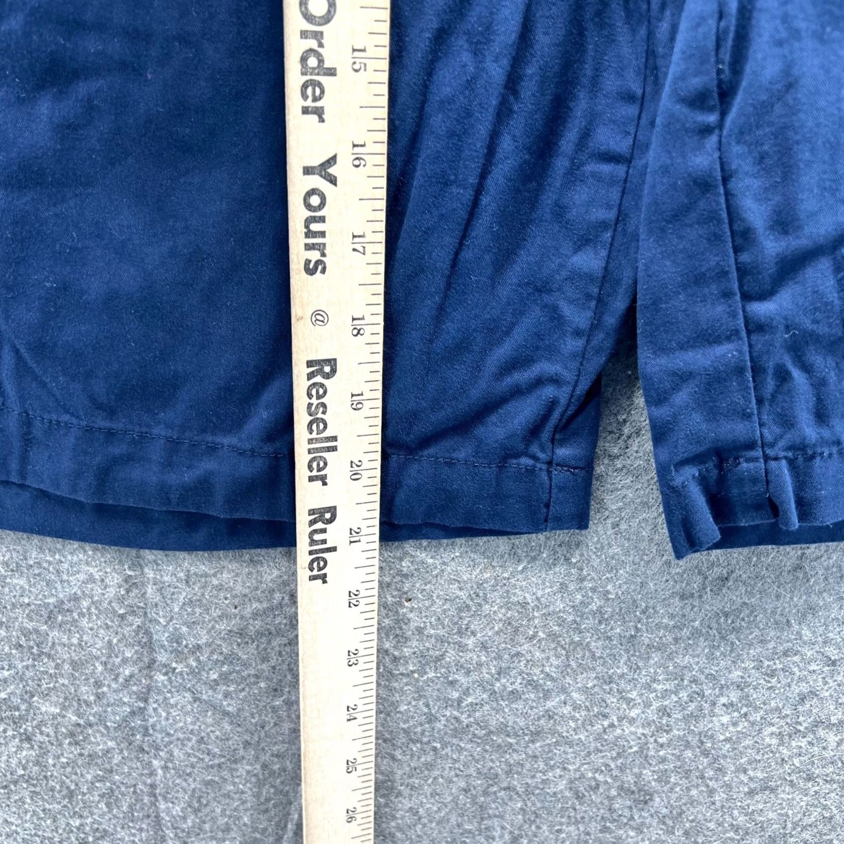 Vintage VINTAGE Columbia Shorts Mens 36 Blue Navy Cargo Flat Front Canvas Golf Golfer Shorts Casual Size US 36 / EU 52 - 4 Thumbnail