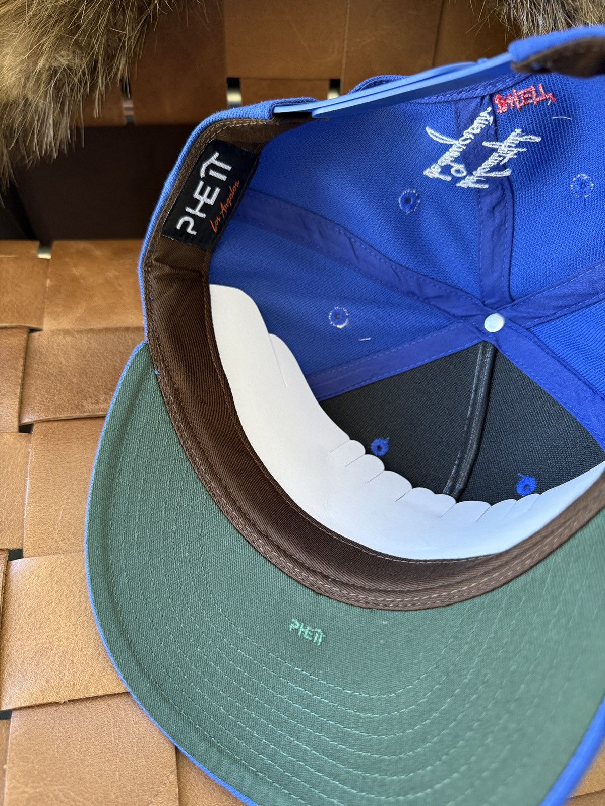 Vintage PHEIT SBSD NY vs LA hat Size ONE SIZE - 3 Thumbnail