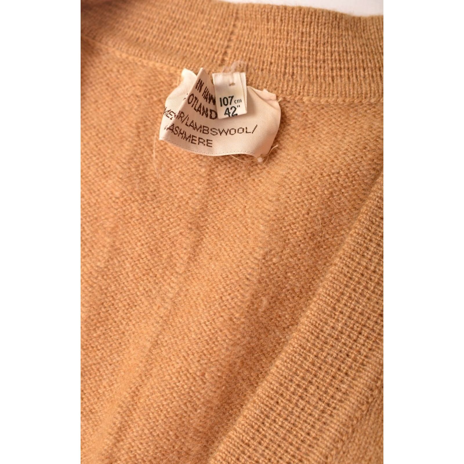 Vintage Hawick Cardigan Sweater Beige Size 42 Women Camelhair Lambswool Cashmere Wool Scotland Size M / US 6-8 / IT 42-44 - 5 Thumbnail