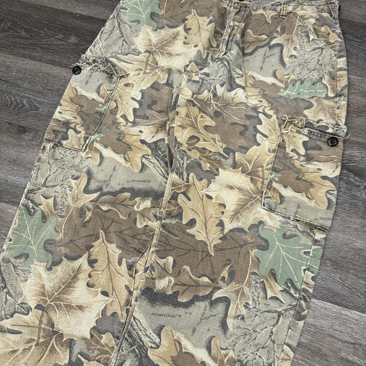 Realtree × StraightFaded × Vintage Essential Vintage 90s Realtree camo faded baggy cargo pants Size US 34 / EU 50 - 5 Thumbnail