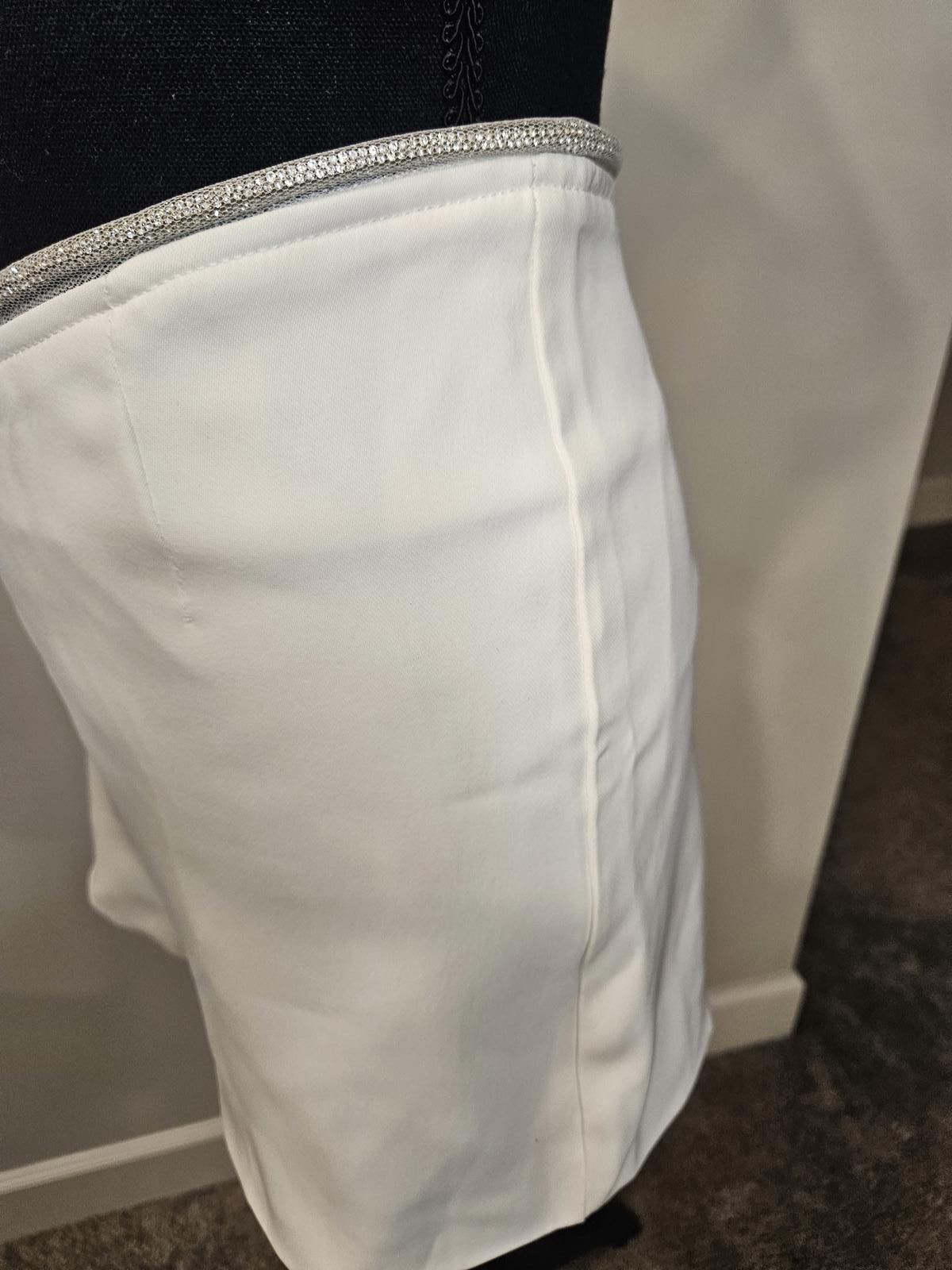 Designer Nwt White High-Waisted Shorts with Bling Trim #556 Size 32" / US 10 / IT 46 - 8 Thumbnail