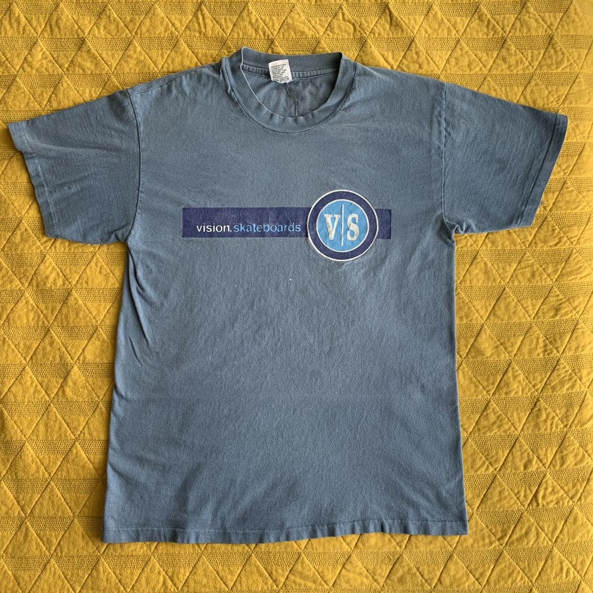 Vintage 80s vintage Vision Streetwear Skate Tee Single Stitched Size US M / EU 48-50 / 2 - 2 Thumbnail