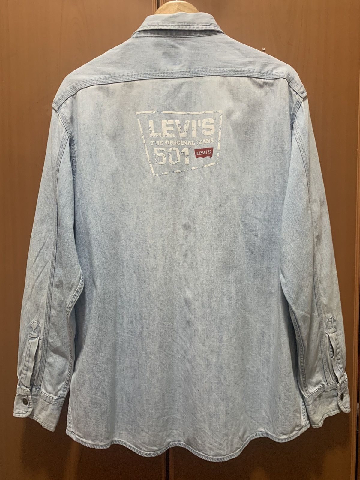 Levi's Vintage Levi’s Denim Sun Faded Shirt Large Size Size US L / EU 52-54 / 3 - 2 Thumbnail