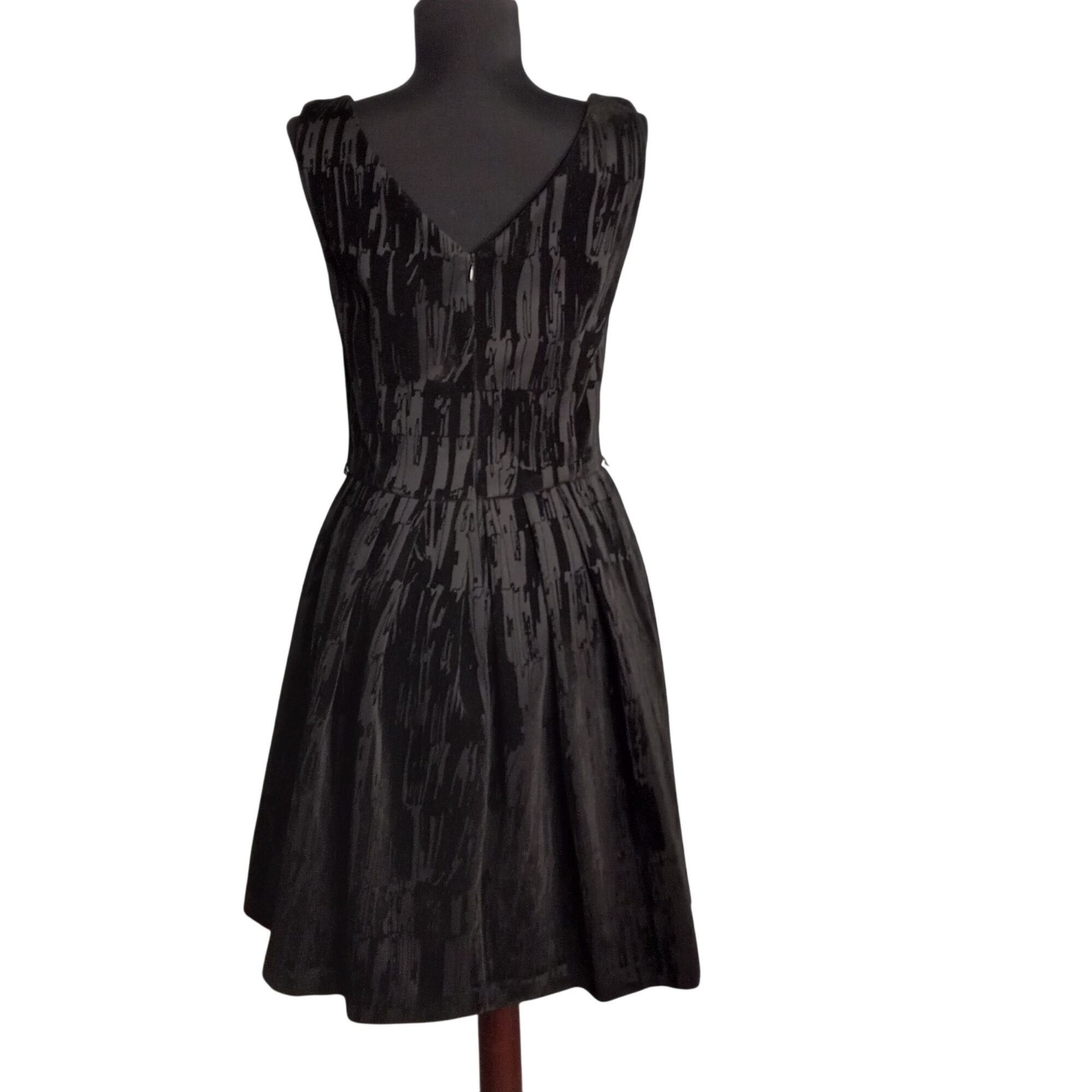 Calvin Klein Calvin Klein Size 4 Dress Black Velvet Burnout Sleeveless Fi Size S / US 4 / IT 40 - 4 Thumbnail