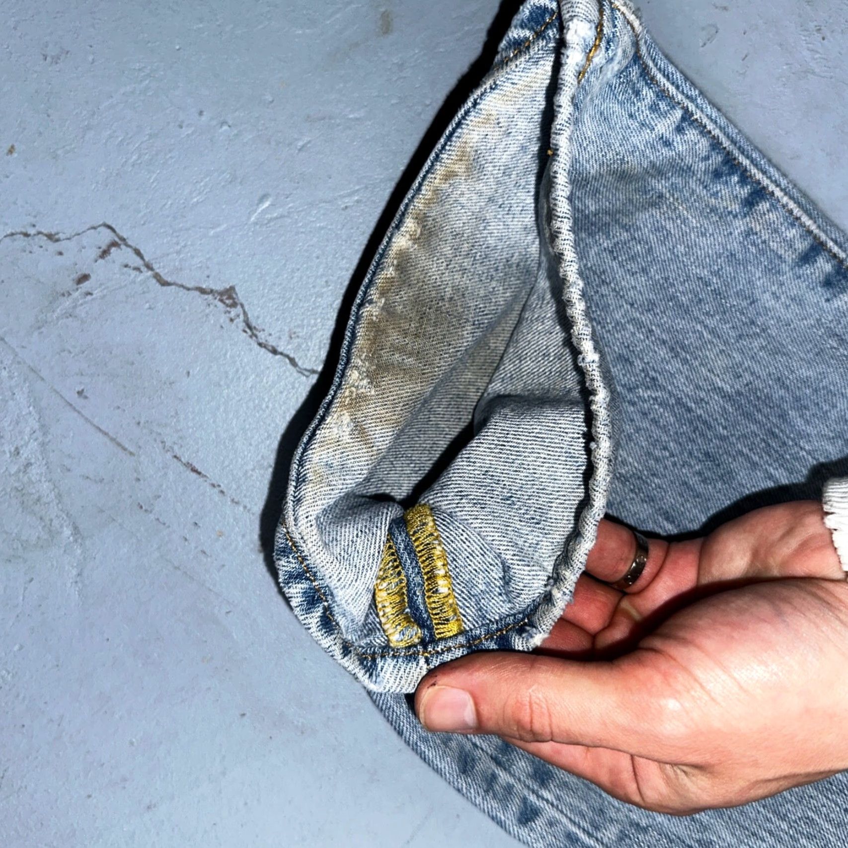 Levi's Levi's 501 Levi's Jeans 501 Vintage Y2K Straight Leg Jeans 36x30 Light Blue 90s Mens Men's Regular Denim Cotton Jeans Button Levis 501 Series Blues Size US 36 / EU 52 - 4 Thumbnail