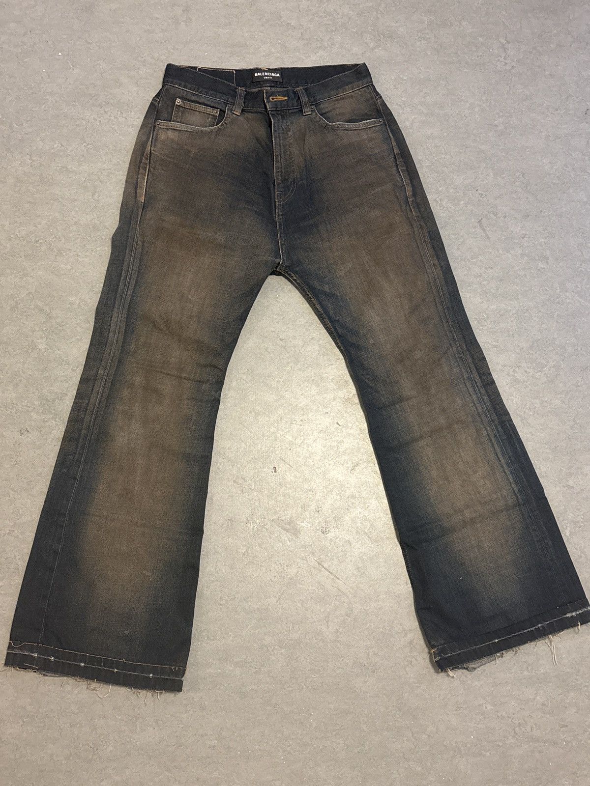Balenciaga Balenciaga Unifit FW22 Flared Denim Dark Navy Size US 29 - 2 Thumbnail