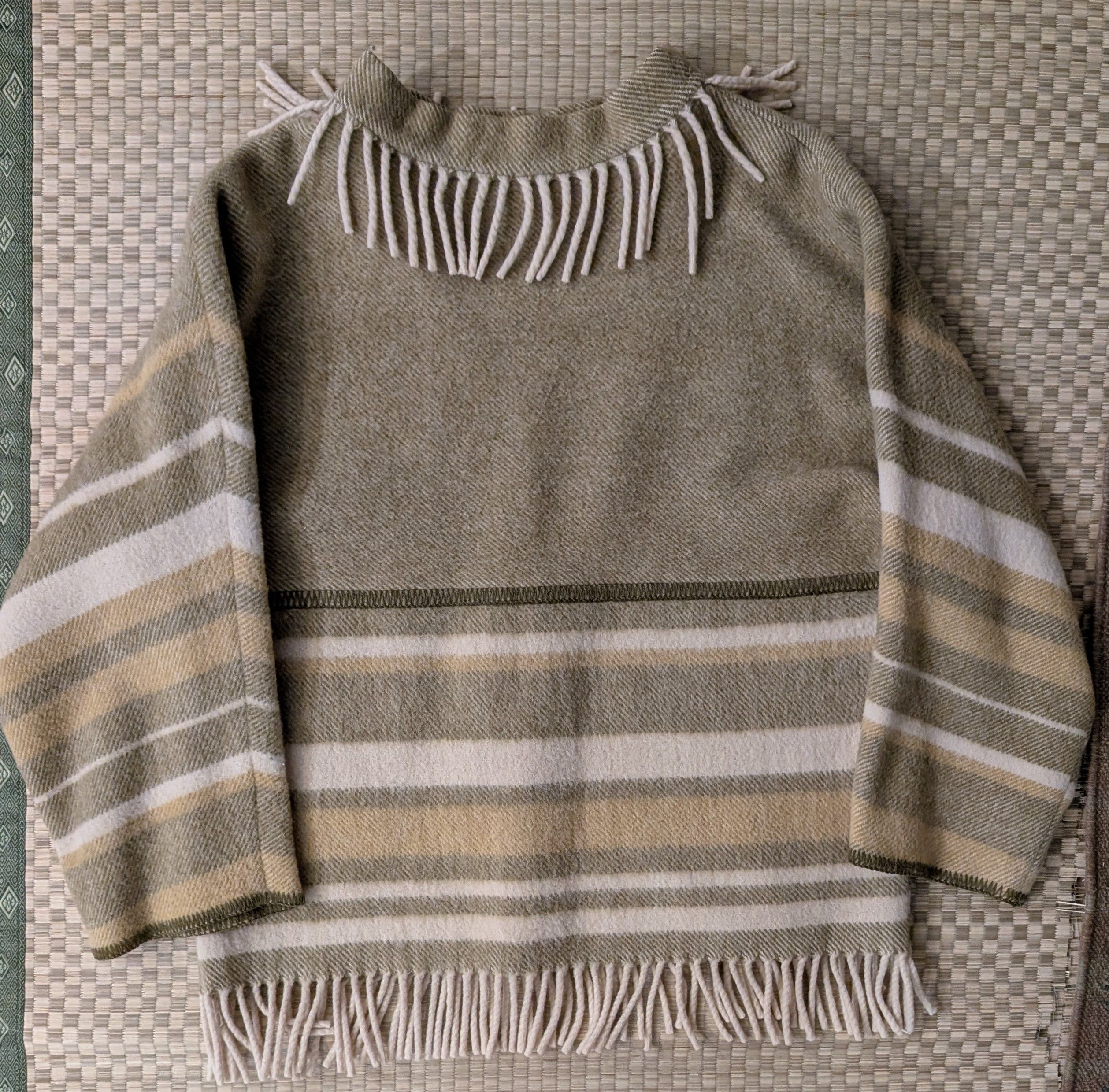 Vintage Vintage Lapp Lander Wool Sweater Unisex Sz 40 Made in Norway Size S / US 4 / IT 40 - 1 Thumbnail