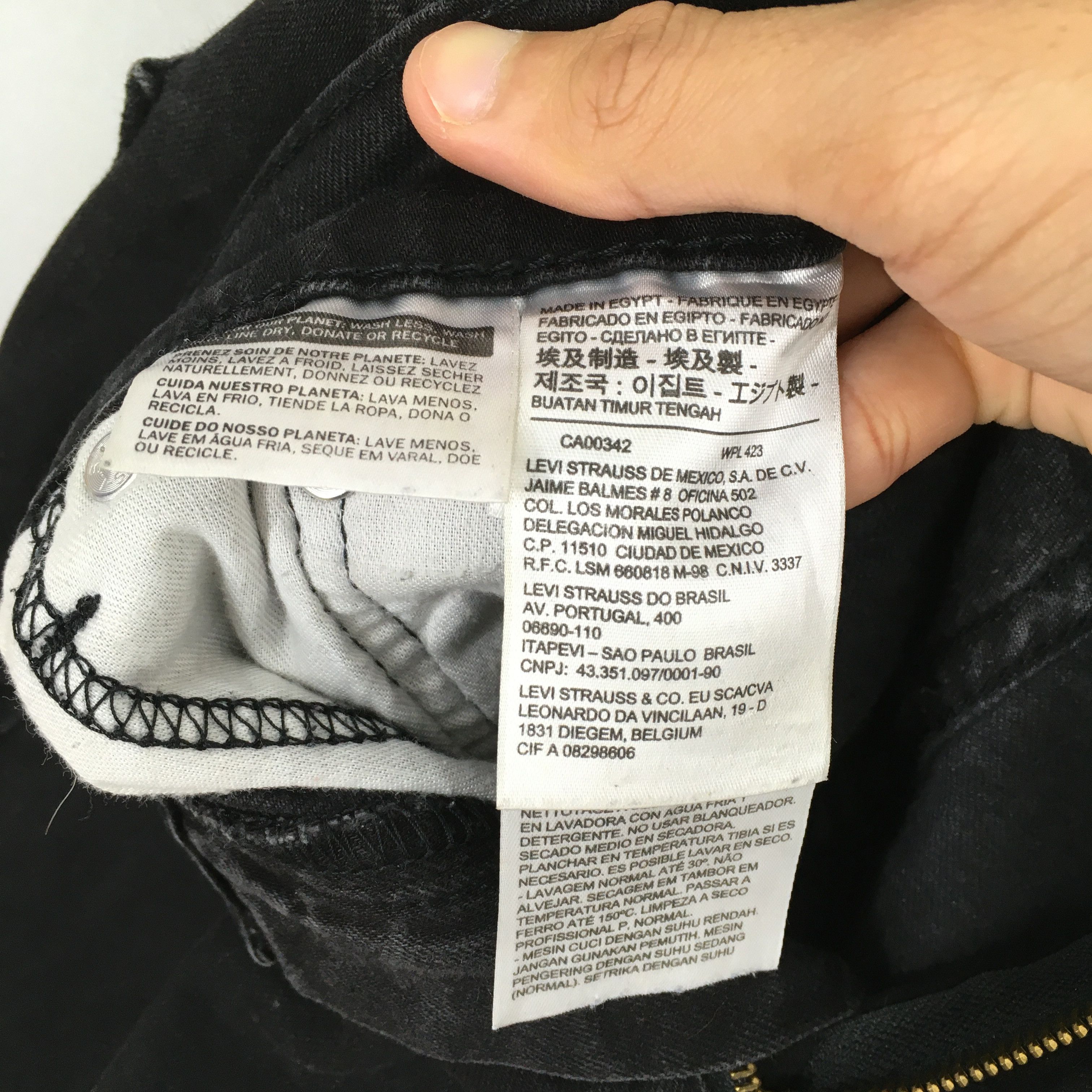 Levi's Size 30x33 Vintage Levi's 514 Black Jeans Straight Leg S634 Size US 30 / EU 46 - 6 Thumbnail