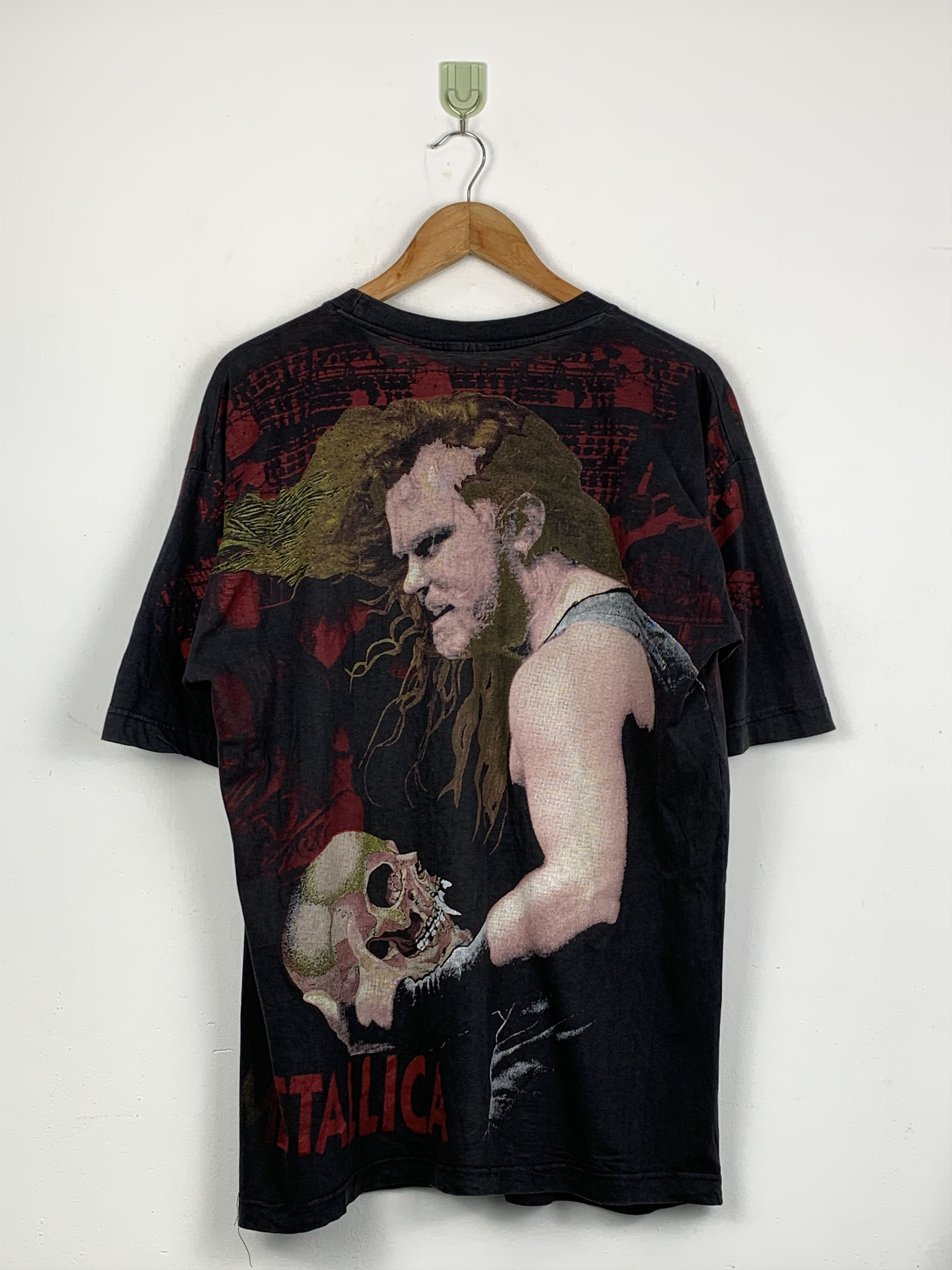 Band Tees × Metallica × Vintage Vintage 90s Metallica All Overprint Bootleg Band Tee TA0304 Size US L / EU 52-54 / 3 - 1 Thumbnail
