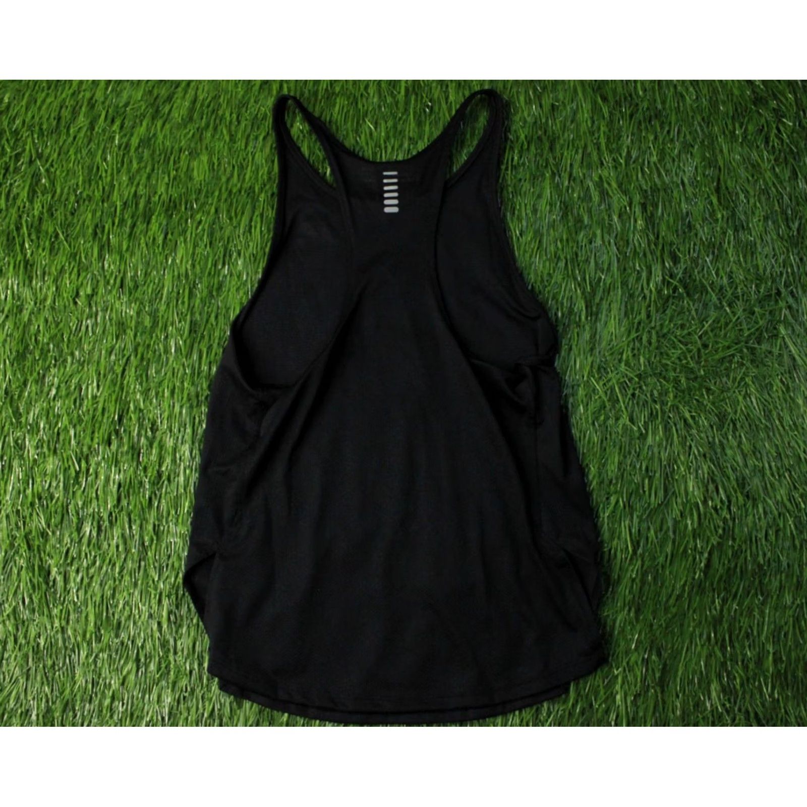 Under Armour Under Armour HeatGear Vest Shirt JERSEY ORIGINAL SIZE S Women's Sleeveless Black 2020 Training Tank Tee Size S / US 4 / IT 40 - 2 Thumbnail