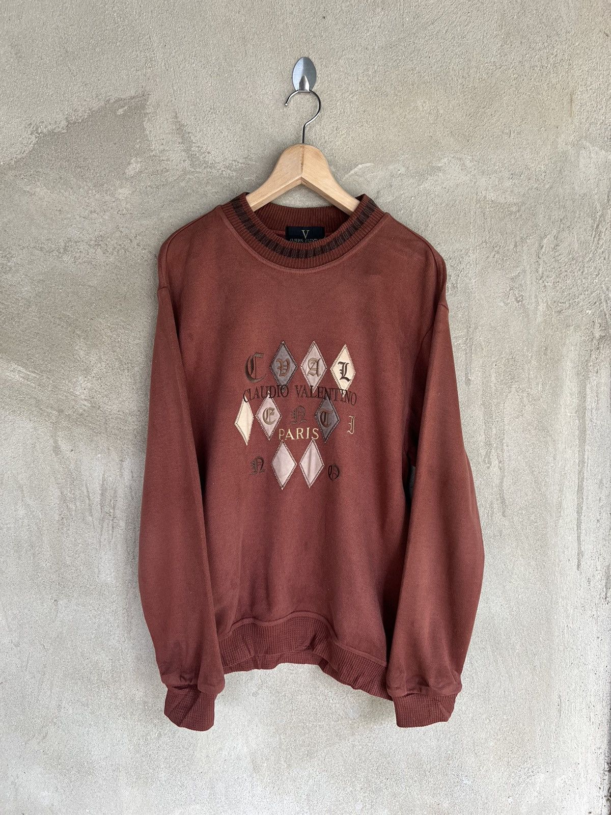 Vintage Vintage Claudio Valentino Spell Out Sweatshirt Size US S / EU 44-46 / 1 - 2 Thumbnail