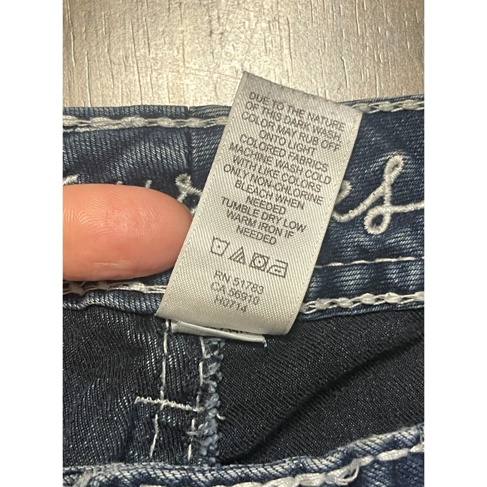 Vintage Maurices Jeans Woman's Size Small Blue Denim Skinny Pockets Regular Inseam 29.5in Size 28" / US 6 / IT 42 - 7 Thumbnail