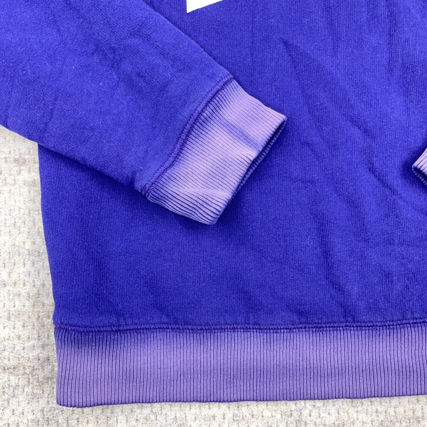 Victoria's Secret Victoria's Secret PINK Sweatshirt Women S Purple Crewneck Spellout Retro Y2K Size S / US 4 / IT 40 - 3 Thumbnail