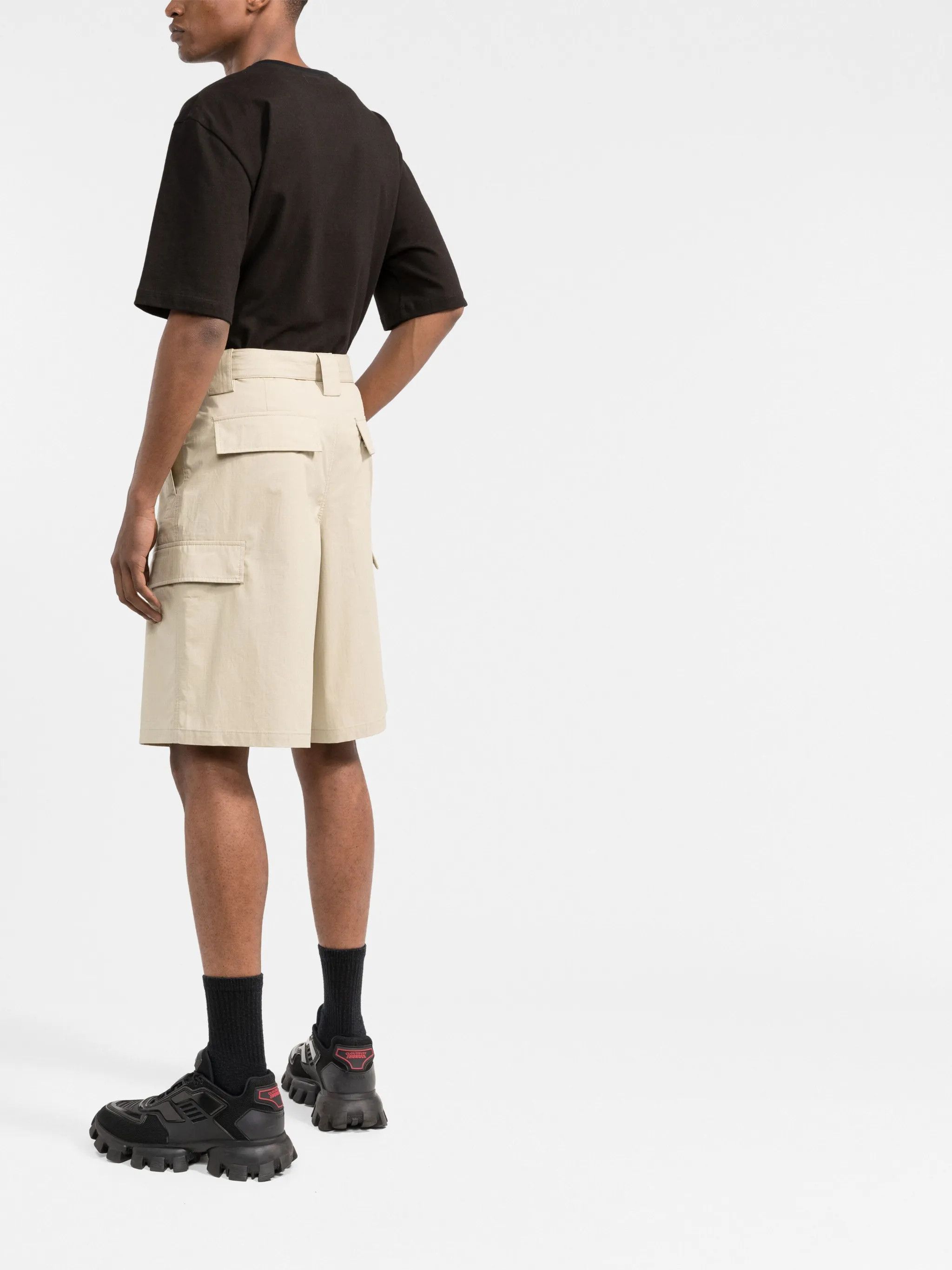Off-White o1gr1nt0125 Buckle Cargo Short in Beige Size US 36 / EU 52 - 4 Thumbnail