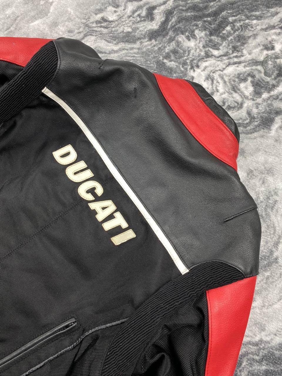 Ducati Ducati Leather Moto Jacket Men Size L Black/ Red Size US L / EU 52-54 / 3 - 18 Thumbnail