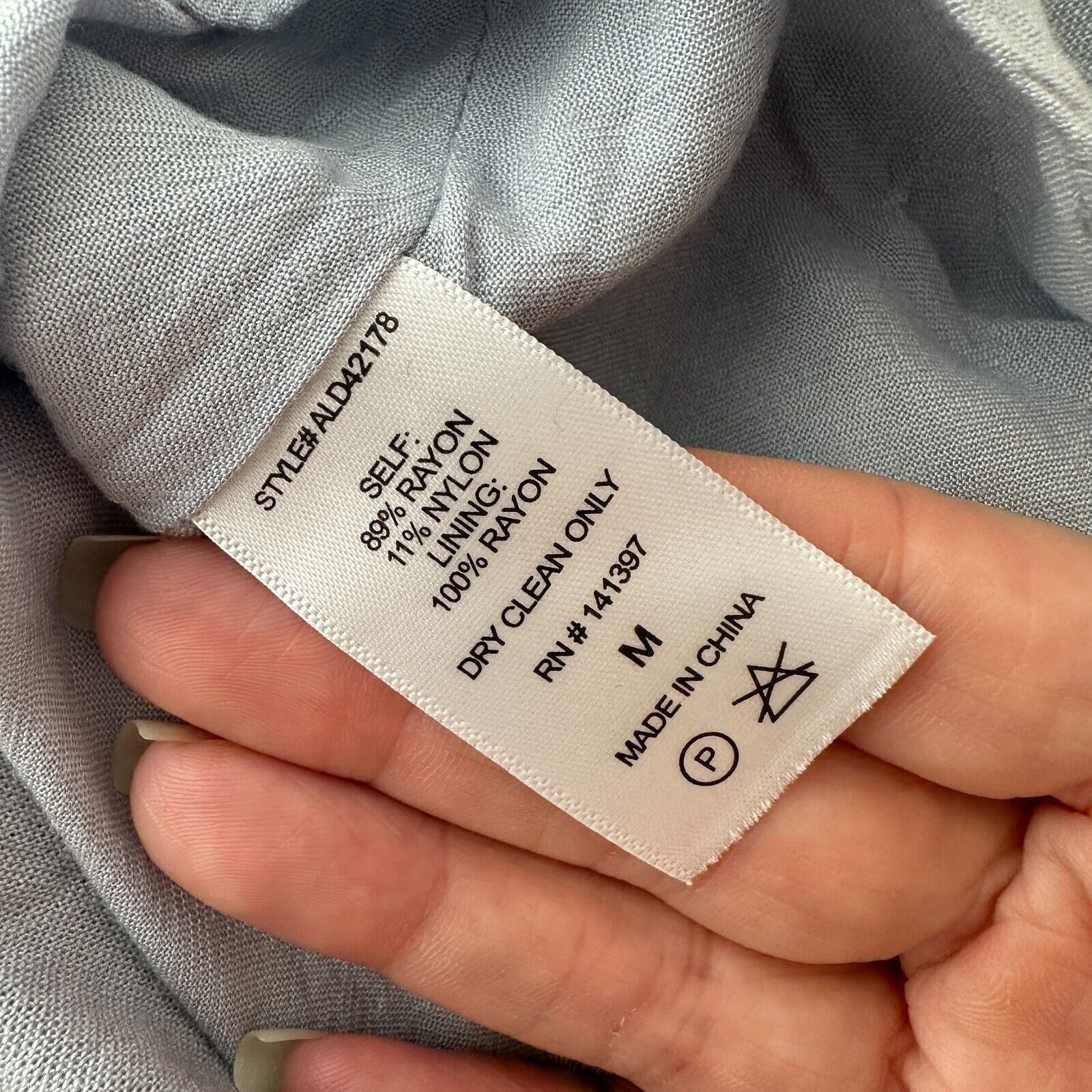 ASTR The Label ASTR The Label Light Blue Denim Linen Tie Front Midi Dress M Size M / US 6-8 / IT 42-44 - 9 Thumbnail