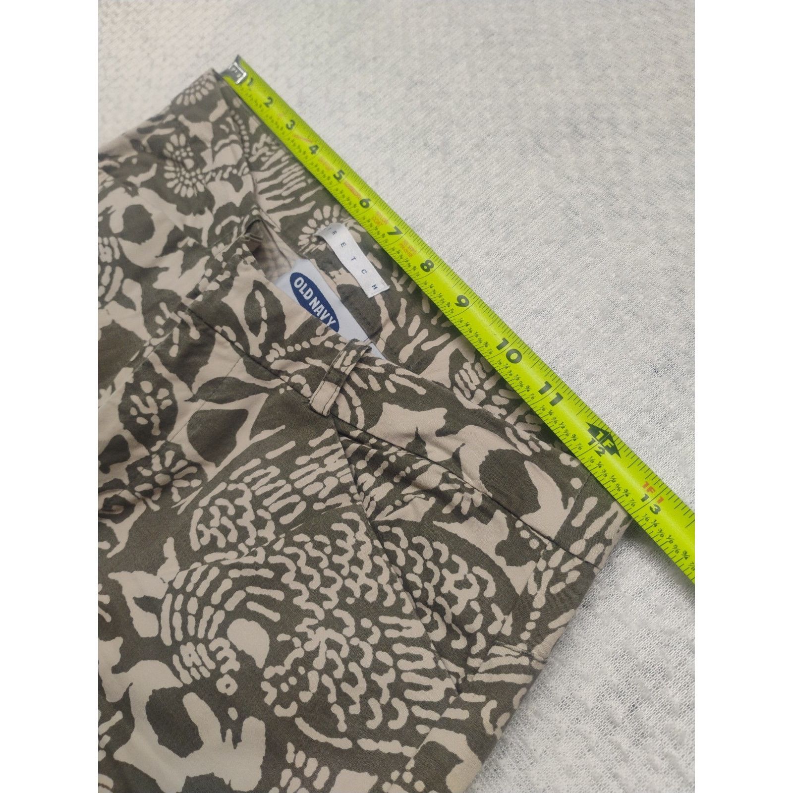 Old Navy Old Navy Women's Size 4 Stretch Fit Pants Olive Green Spring Size 26" / US 2 / IT 38 - 5 Thumbnail