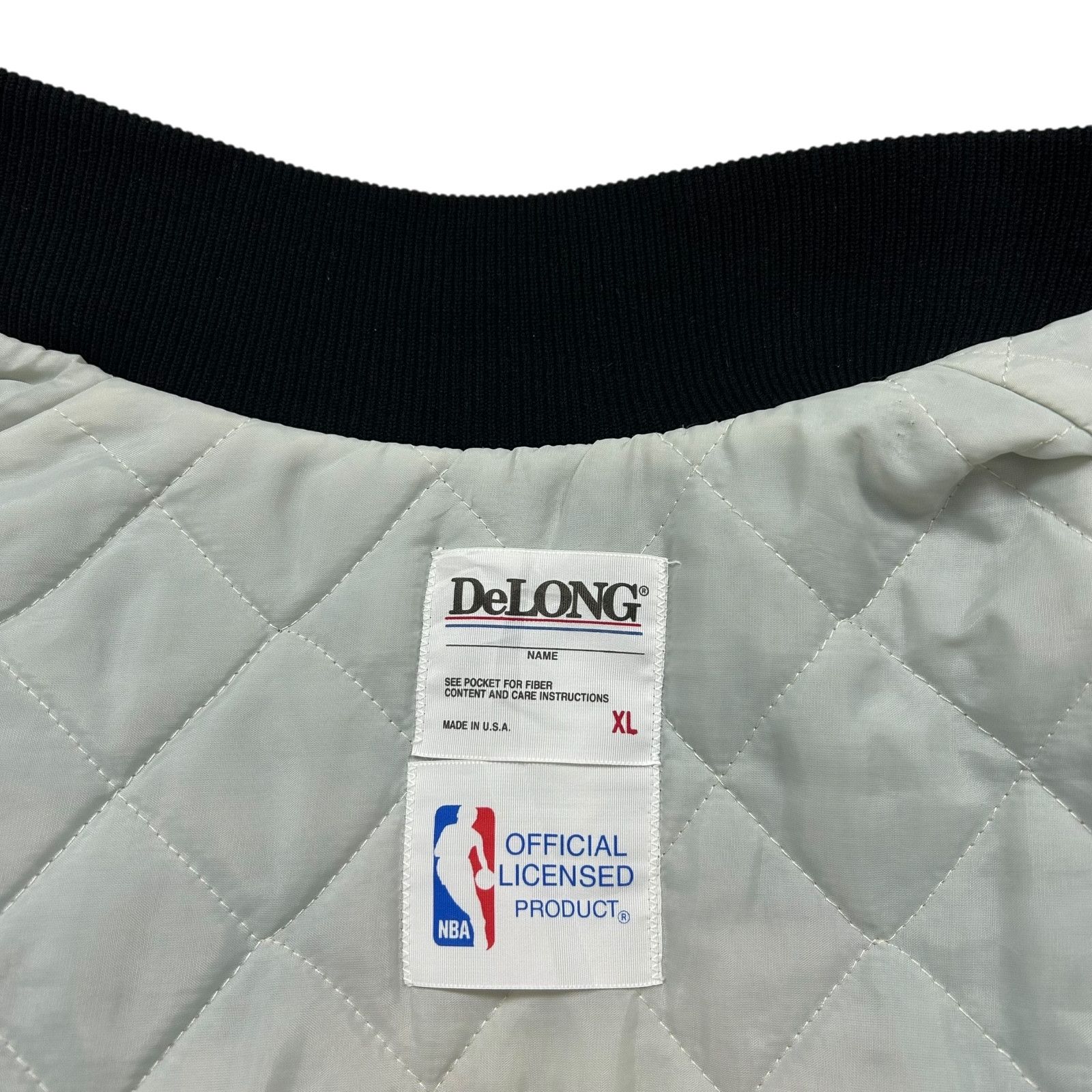 NBA VTG NBA DETROIT PISTONS DELONG SATIN JACKET 1989 1990 Size US L / EU 52-54 / 3 - 5 Thumbnail