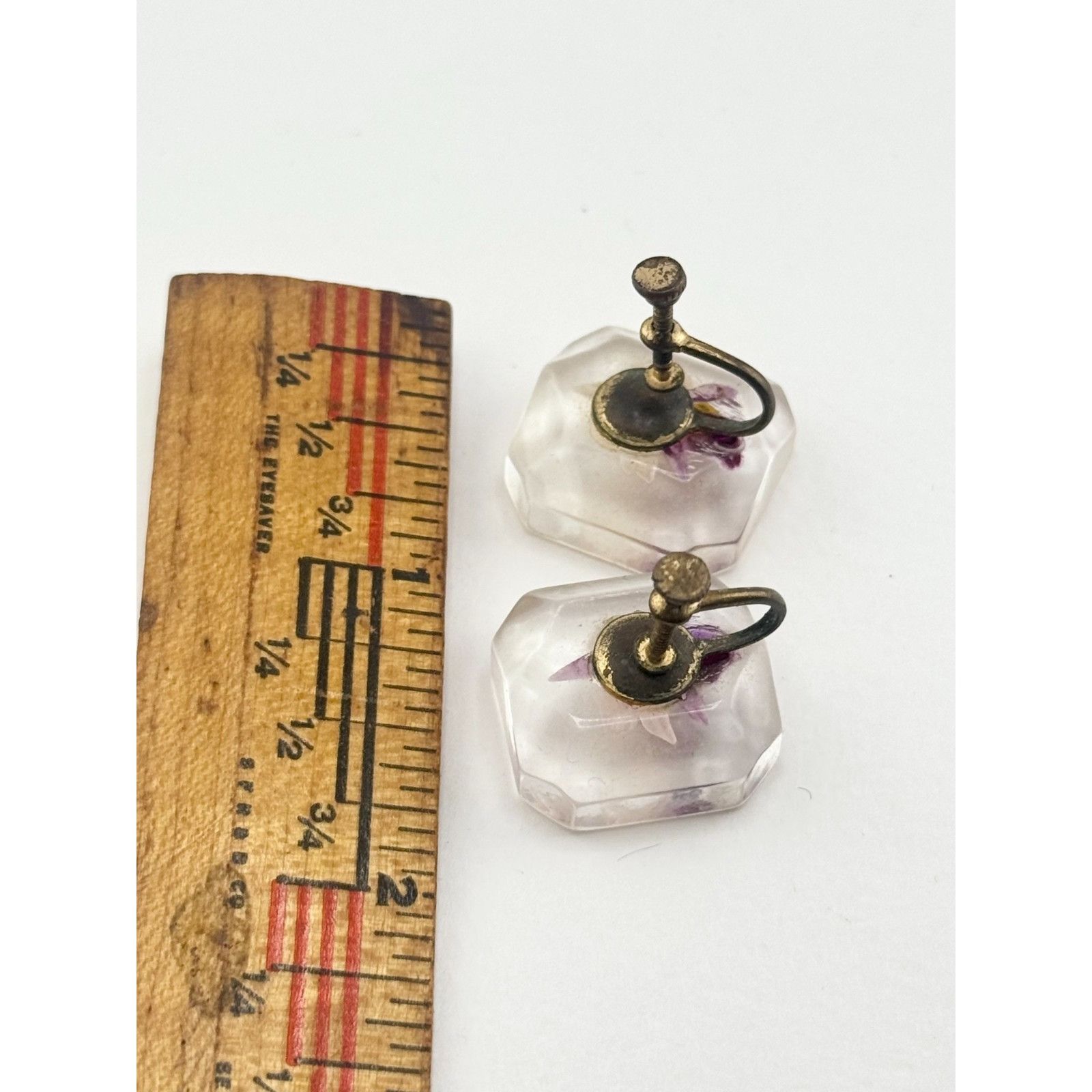 Vintage Vintage lucite purple flower screw back earrings Size ONE SIZE - 5 Thumbnail