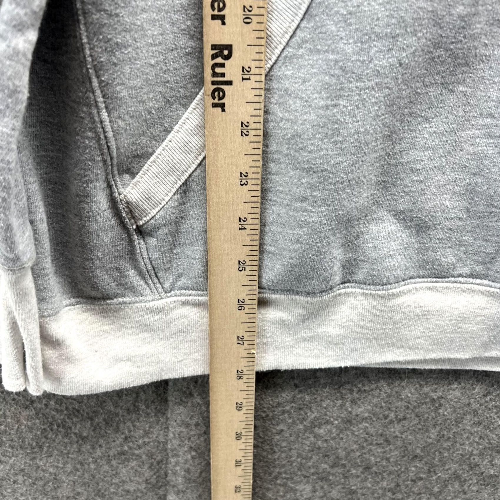 Champion VINTAGE Champion Sweater Men Large Hoodie Jacket Gray White Pullover Size US L / EU 52-54 / 3 - 4 Thumbnail
