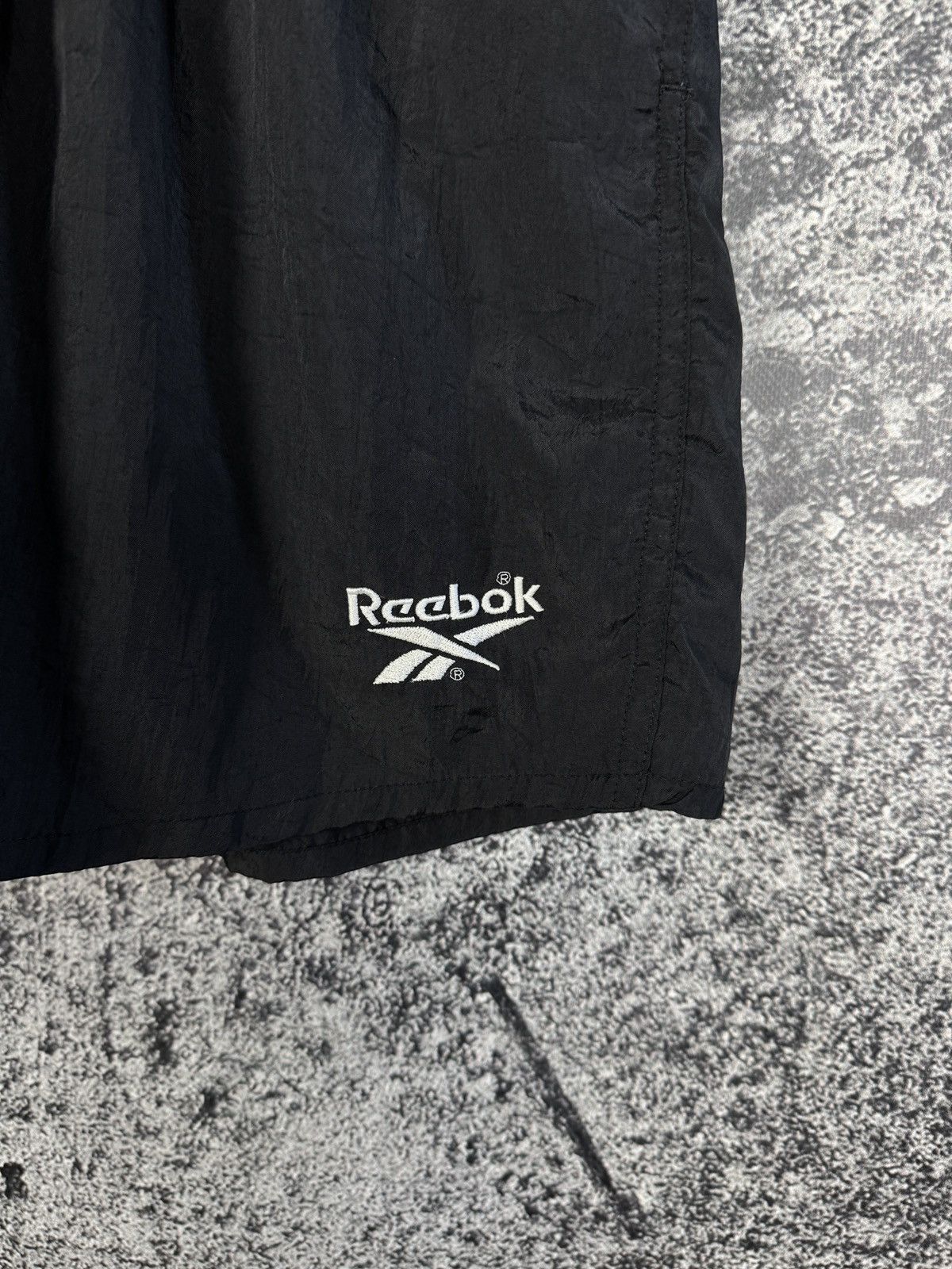 Reebok Reebok Vintage Nylon Shorts Sprinter Boxer Athletic Size M Size US 34 / EU 50 - 4 Thumbnail