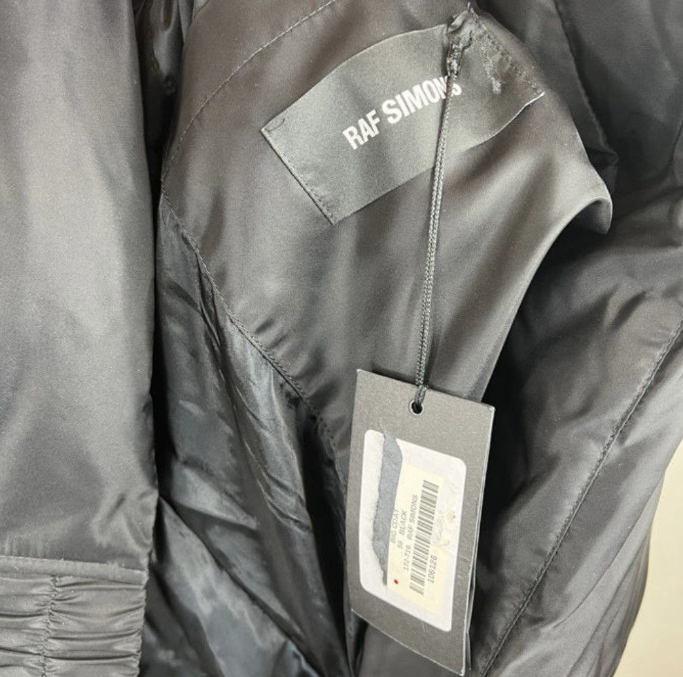 Raf Simons Raf Simons AW17 Big Feather Jacket Down Coat Oversized Black Size US M / EU 48-50 / 2 - 5 Thumbnail
