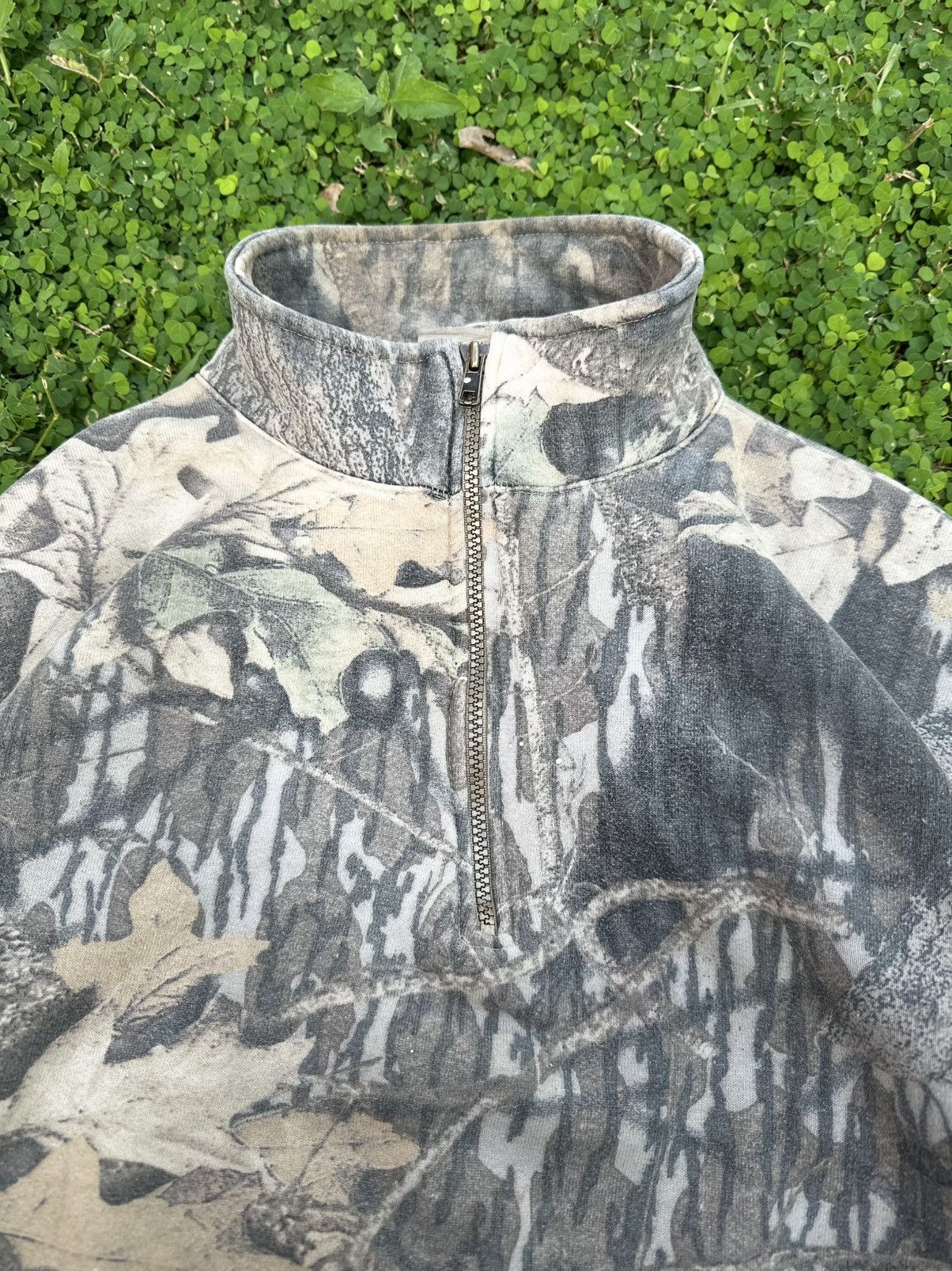 Realtree Crazy Vintage Faded Carhartt Style Realtree Camo Sweatshirt Size US XL / EU 56 / 4 - 10 Thumbnail