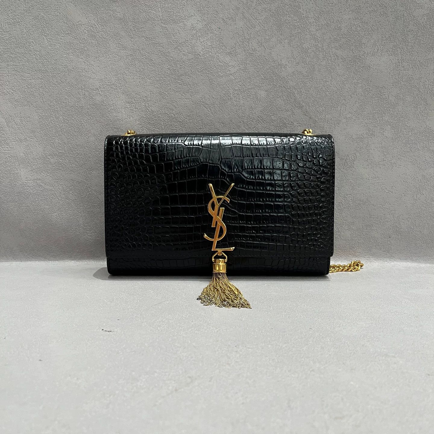 Saint Laurent Paris Pre-loved Bag Very good condition Size ONE SIZE - 1 Thumbnail