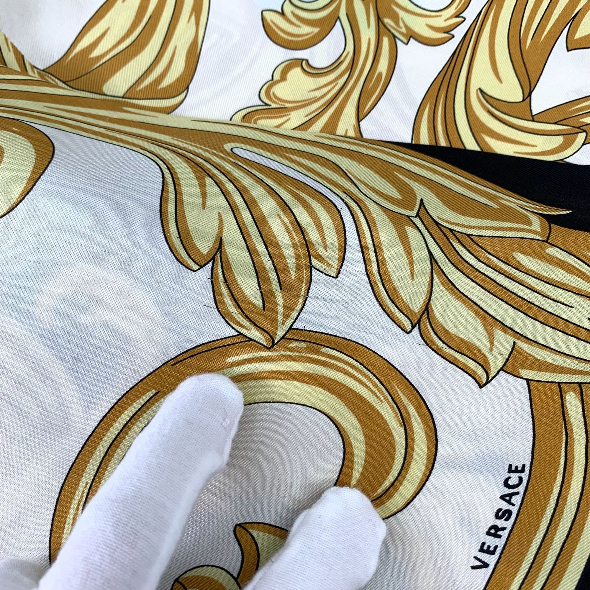 Versace Versace Baroque Print Long Sleeve Shirt Gold & Black Single- Size S / US 4 / IT 40 - 5 Thumbnail