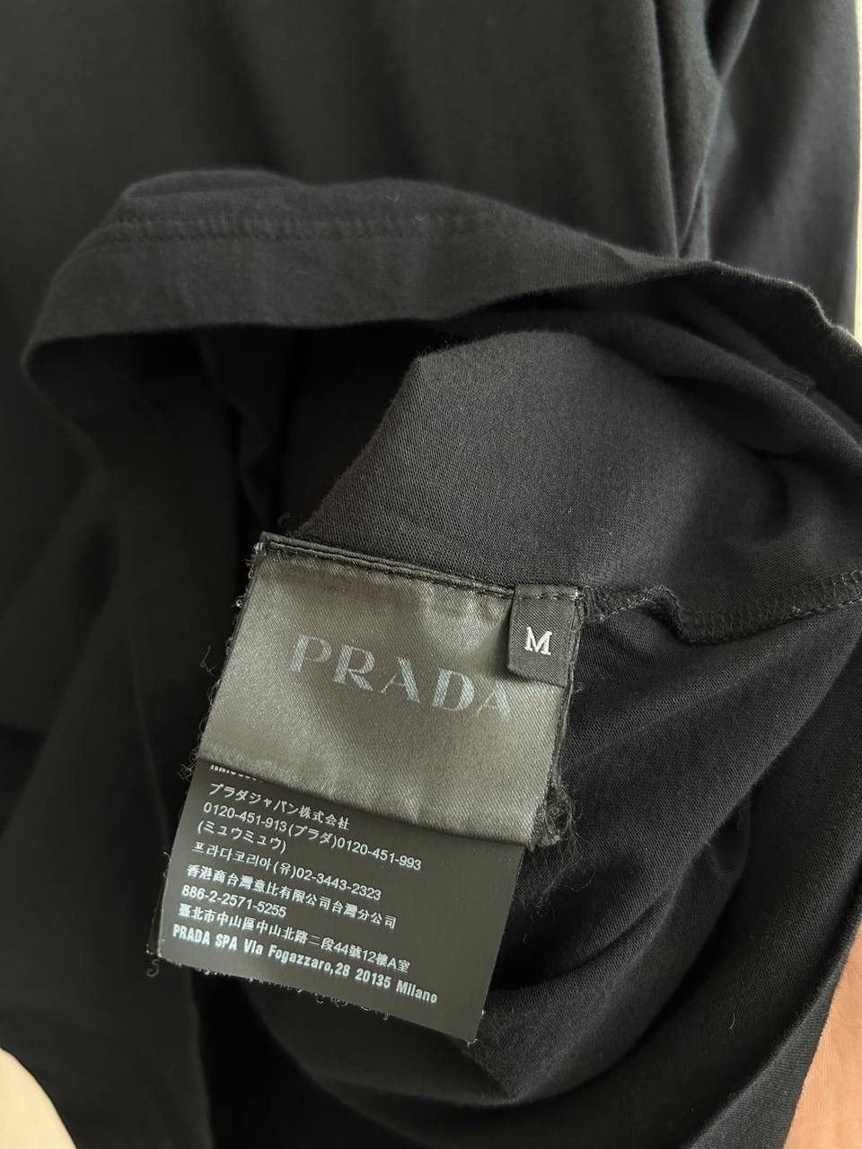 Prada Prada Long Sleeve Crewneck Navy Plague Logo Jumper Size 48 Size US M / EU 48-50 / 2 - 4 Thumbnail