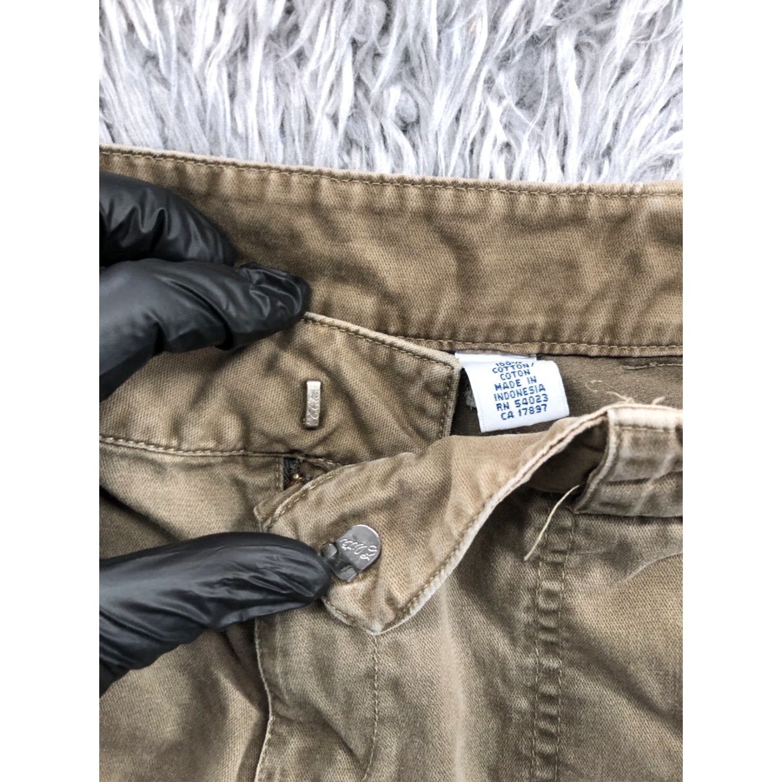 Old Navy Old Navy Chino Shorts Womens Size 10 Mid Rise Medium Wash Blue Size 32" / US 10 / IT 46 - 6 Thumbnail
