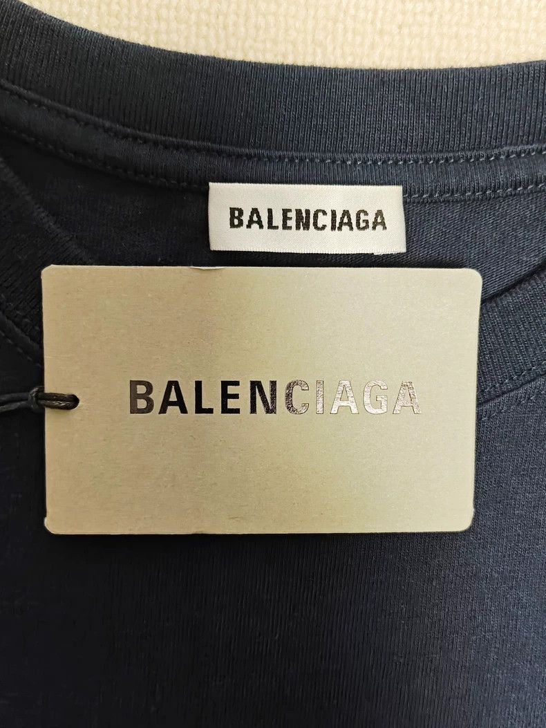 Balenciaga Balenciaga French hello printed logo short sleeve T-shirt Size US M / EU 48-50 / 2 - 5 Thumbnail