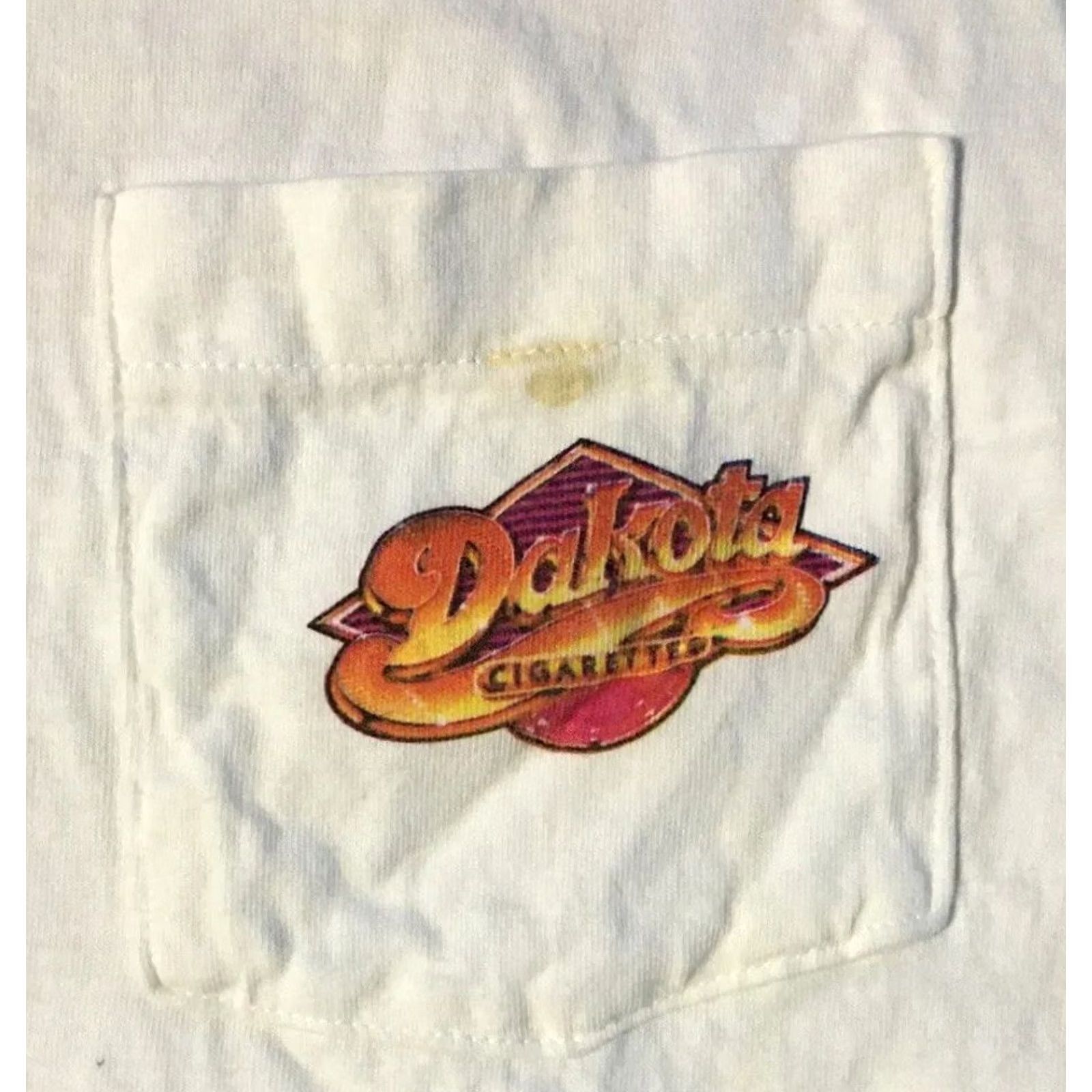 Camel VINTAGE Dakota Cigarettes Faded Distressed Shirt L White Men Short Sleeve 90s 80s Grunge Biker Rock USA Camels Size US L / EU 52-54 / 3 - 4 Thumbnail