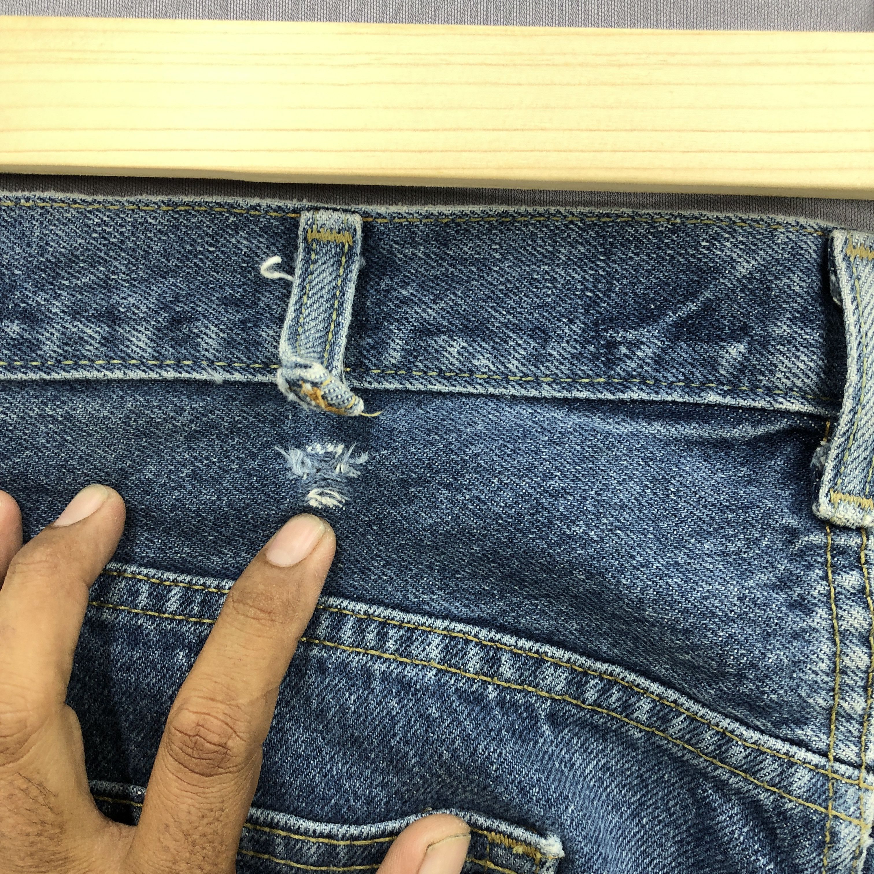 Levi's Vintage Levis Blue Washed Jeans Levi's 550 Stonewash Denim Size US 38 / EU 54 - 12 Thumbnail