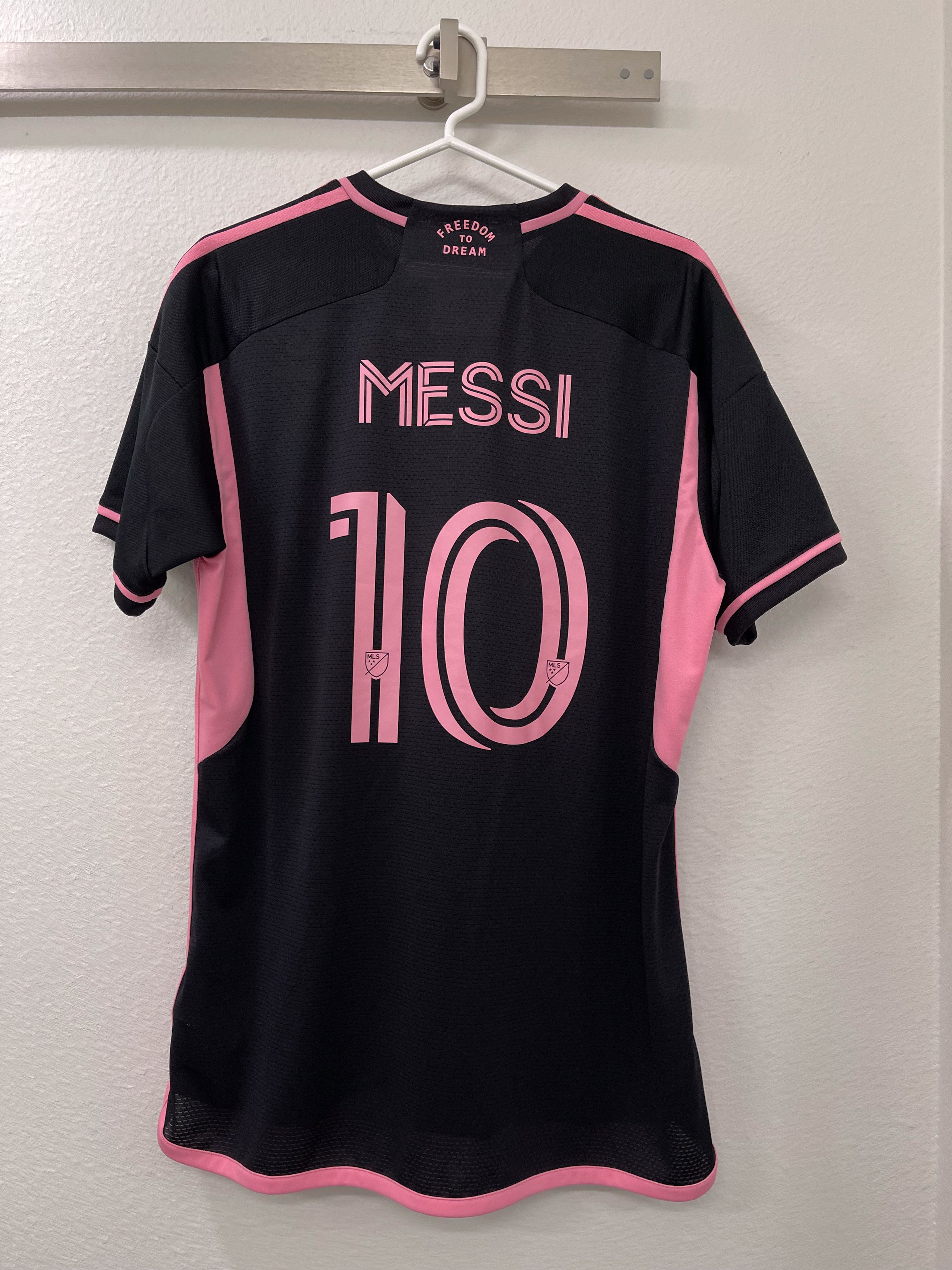 Adidas Inter Miami Lionel Messi Adidas Black 2023 Authentic Jersey Size US L / EU 52-54 / 3 - 2 Thumbnail