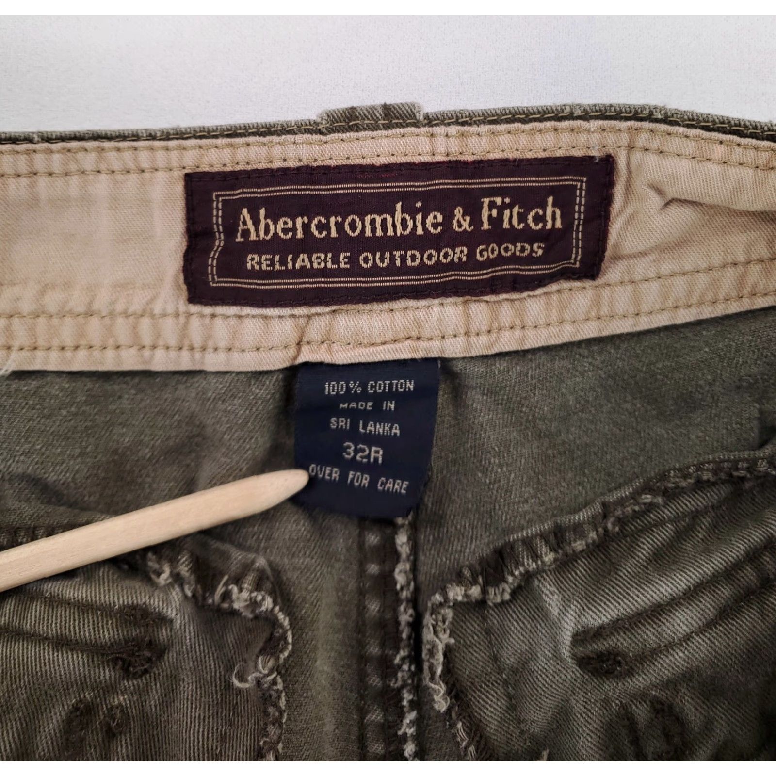 Abercrombie & Fitch VINTAGE Abercrombie & Fitch Cargo Pants Mens 32 Regular 32 x 26.5 Brown Y2K Inseam 26.5 Ink stains Size US 32 / EU 48 - 4 Thumbnail